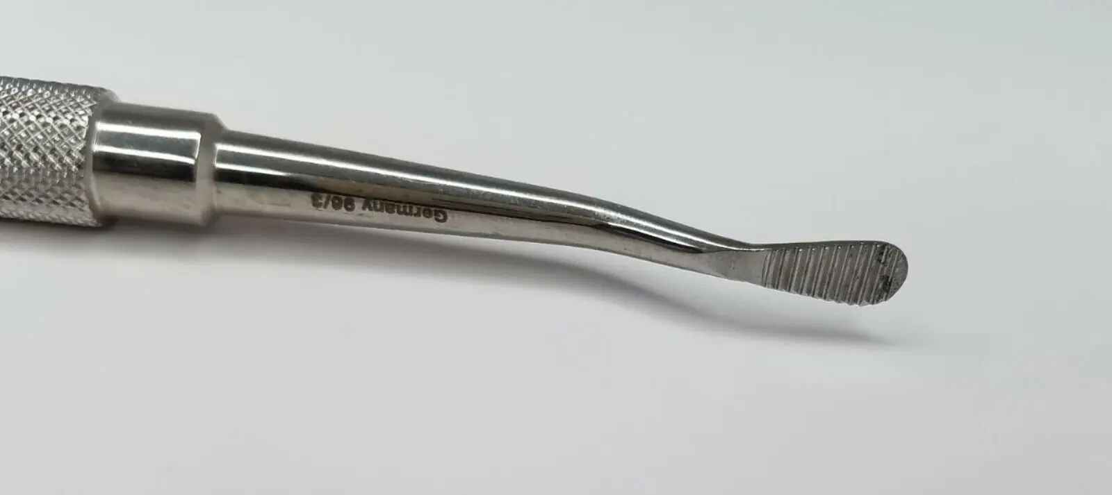 K-Medic KM 69-544 Orthopedic Serration Bone File 7" - Image 2