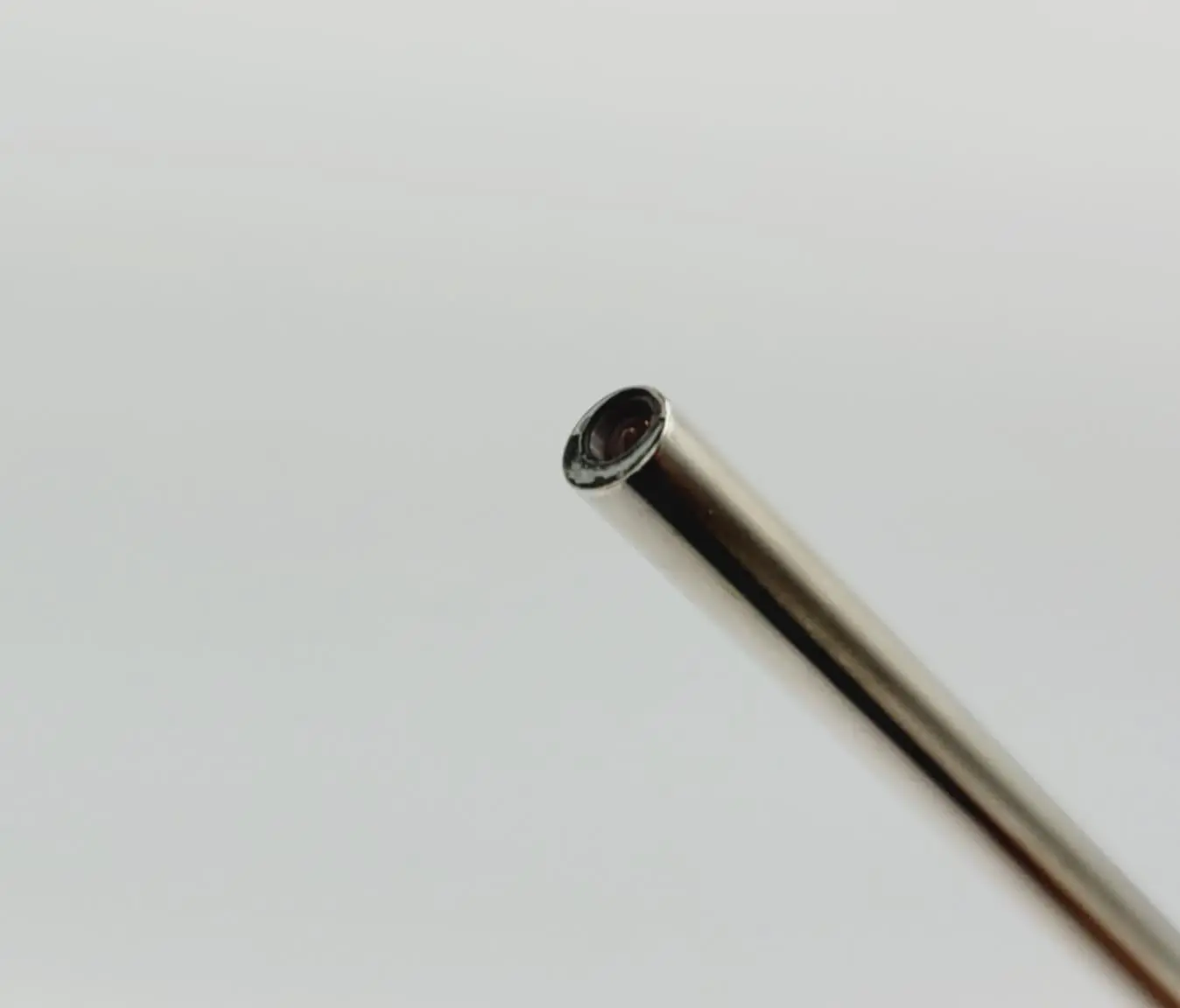 Karl Storz 26003 AA Hopkins Telescope 0° 10mm w/ 26046 AA 0° 5mm Laparoscopy Set - Image 7