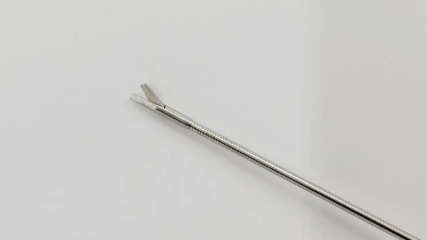 Karl Storz 26168A Scissors 7Fr Semi-rigid 400mm w/o Rachet 20-1/2" - Image 2