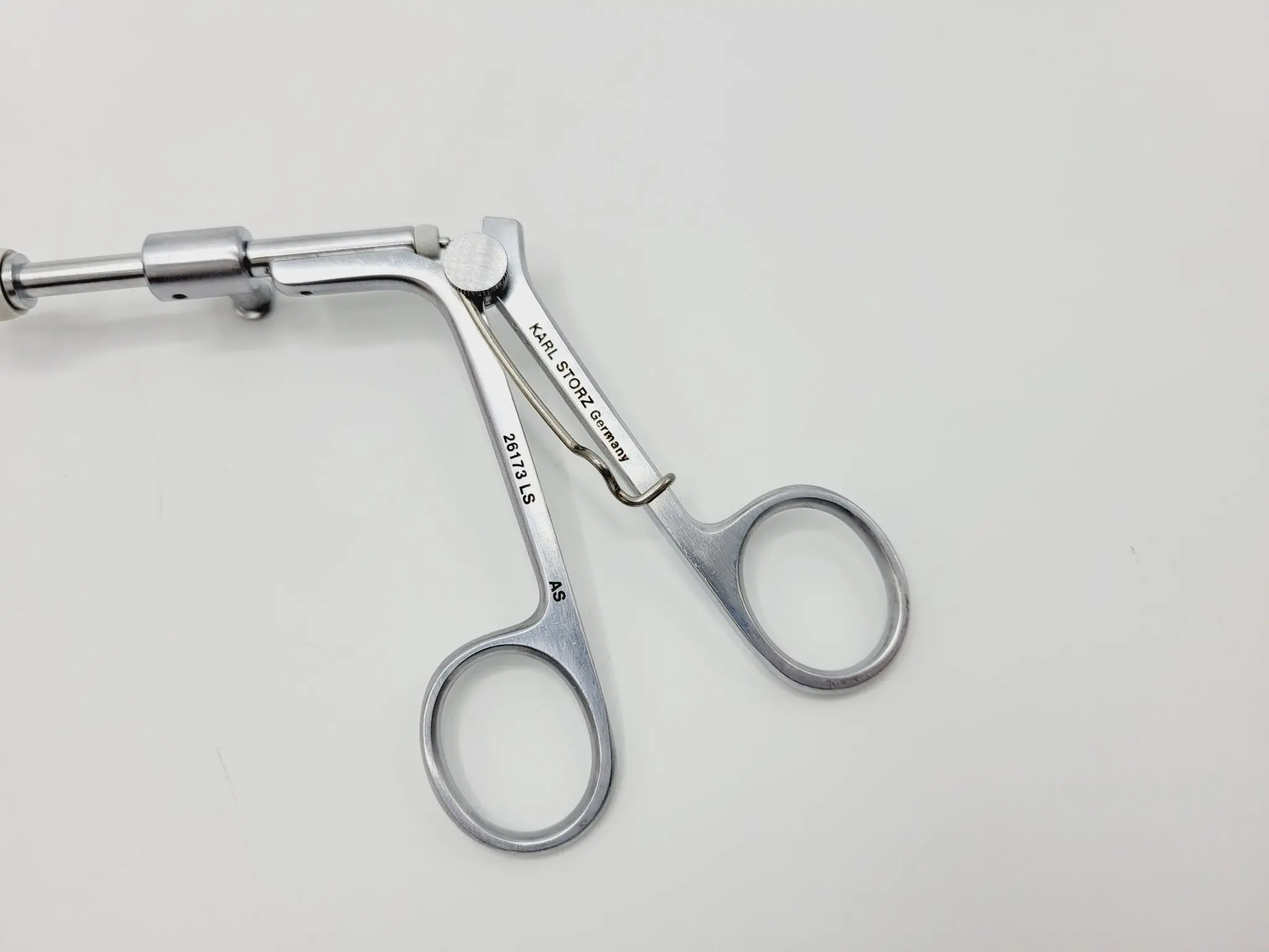 Karl Storz 26173 LS Laparoscopic Needle Holder, Serrated 16" - Image 3