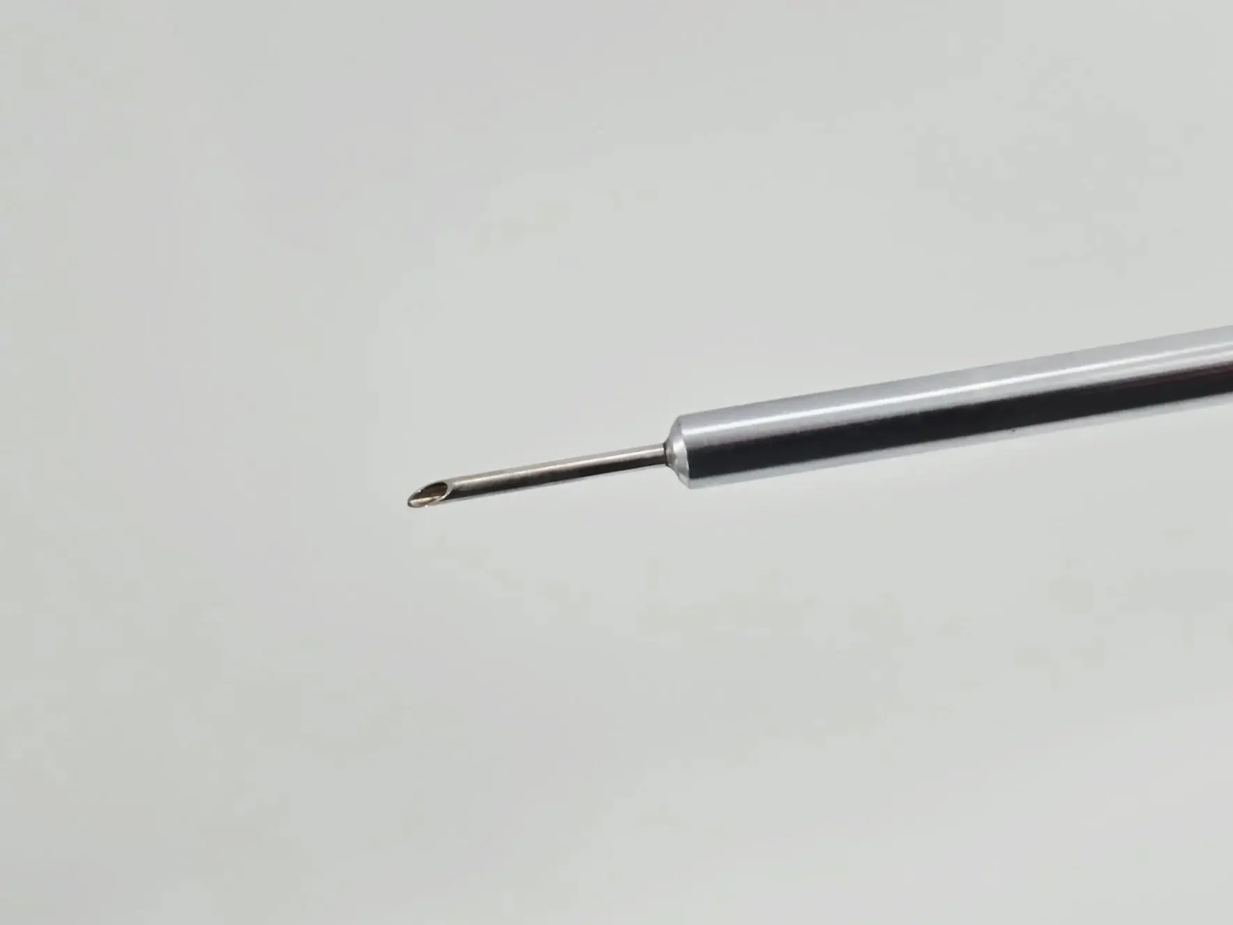 Karl Storz 26175R 5mm Shaft 1.6mm Needle Tip Luer Lock 13-1/4" - Image 5