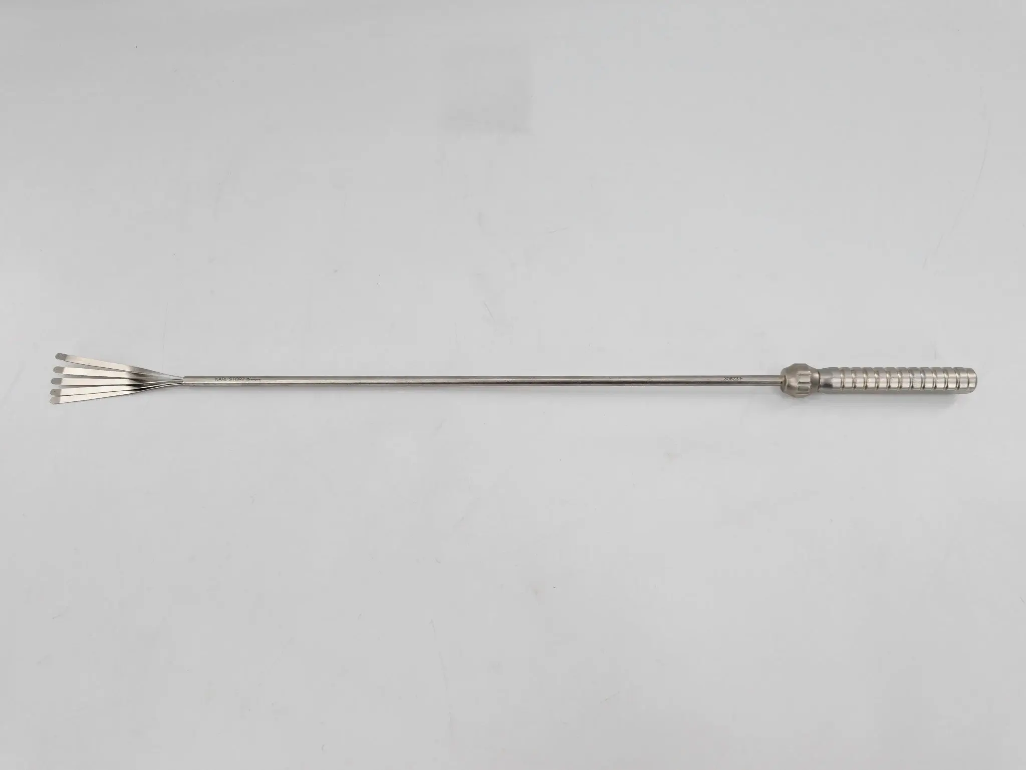 Karl Storz 30623F Dismantling Fan Retractor 5mm Endoscopy 17-1/2" - Image 2