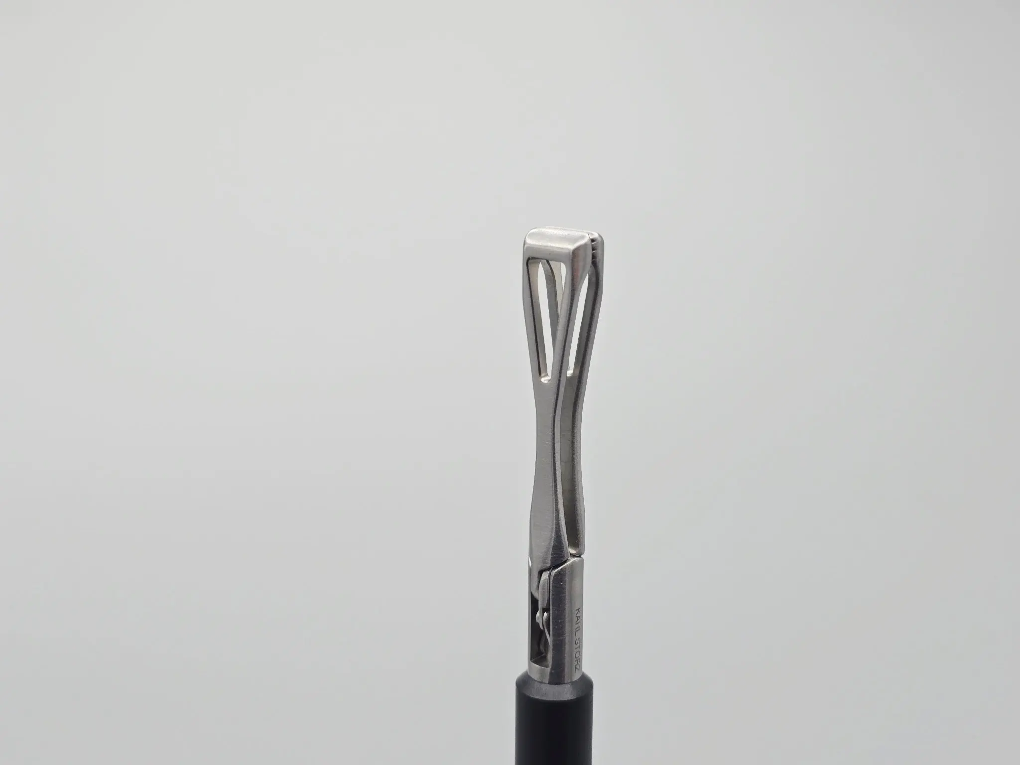 Karl Storz 33700 Duval Grasping Forceps w/ 33166 Clickline Handle 10mm - Image 3