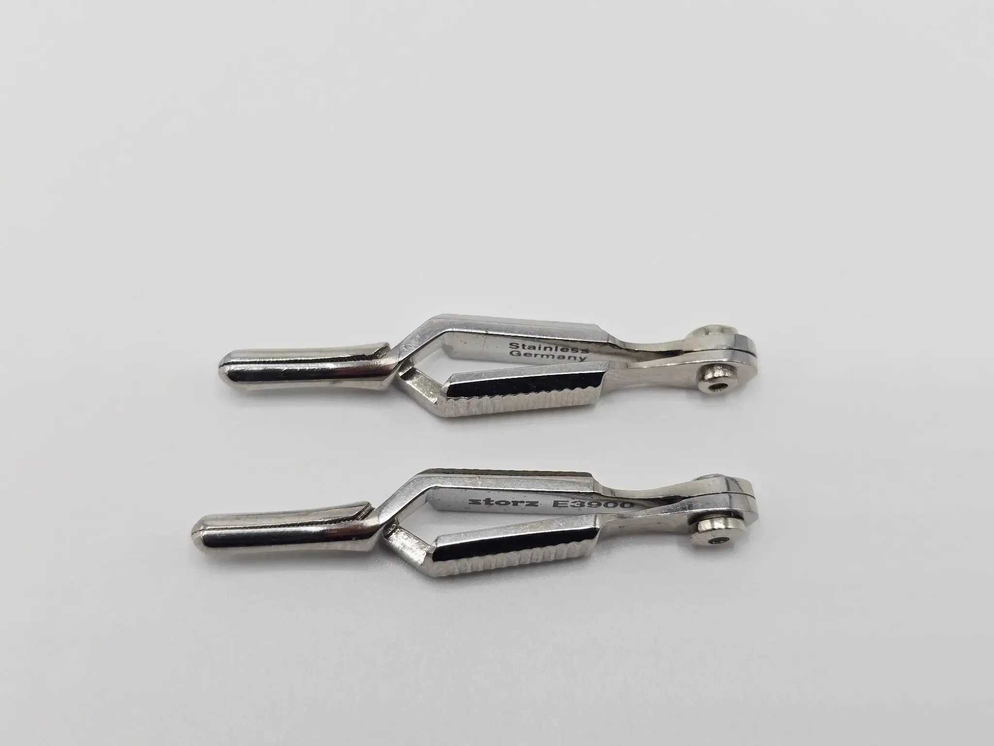 Karl Storz E3900 Dieffenbach Serrefine Bulldog Clamp 10mm 36mm Surgical Tool 1EA - Image 2