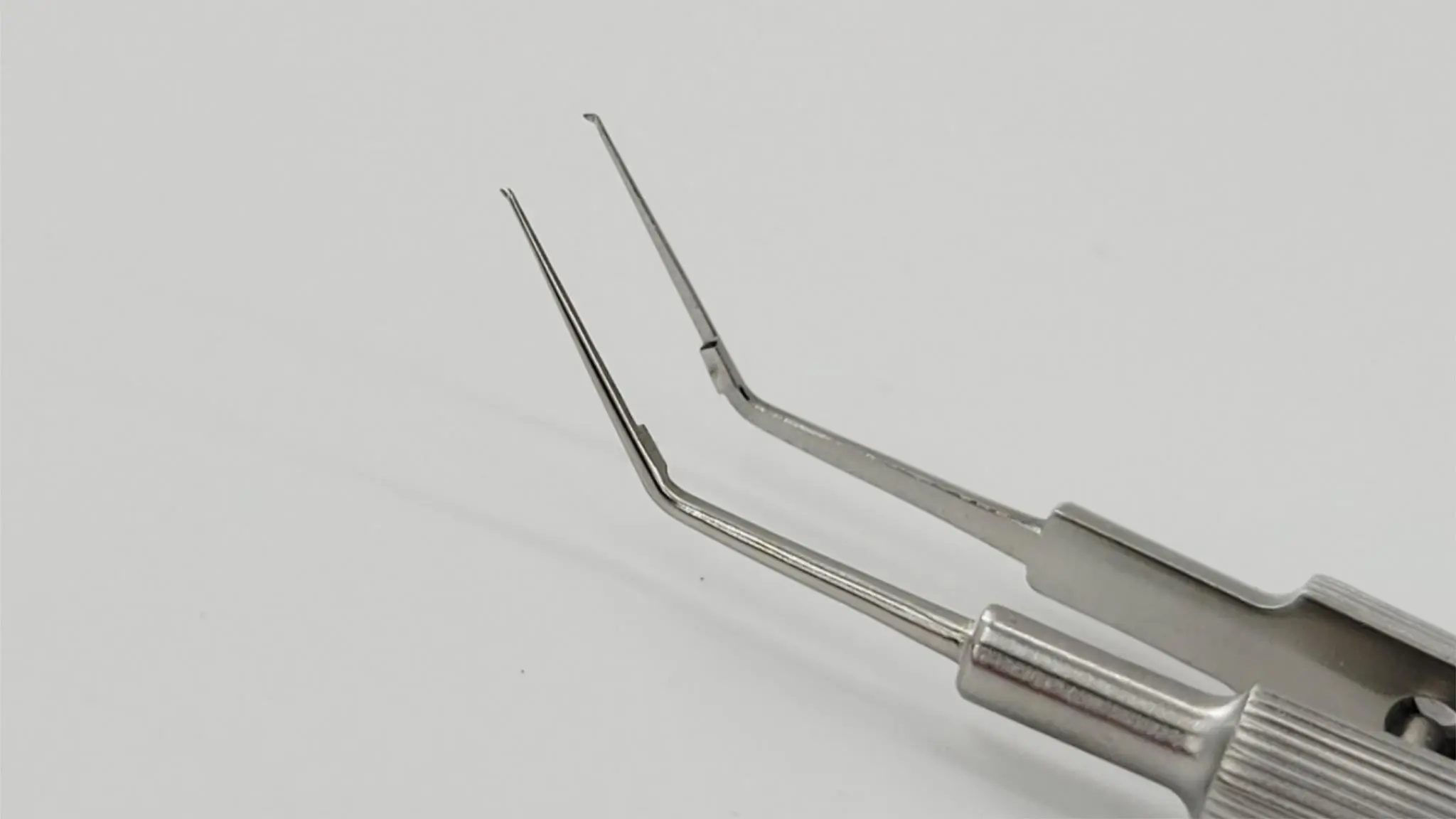 Katena K5-5082 Utrata Forceps Round Handle 11mm Long Shanks Ophthalmology 4" - Image 3