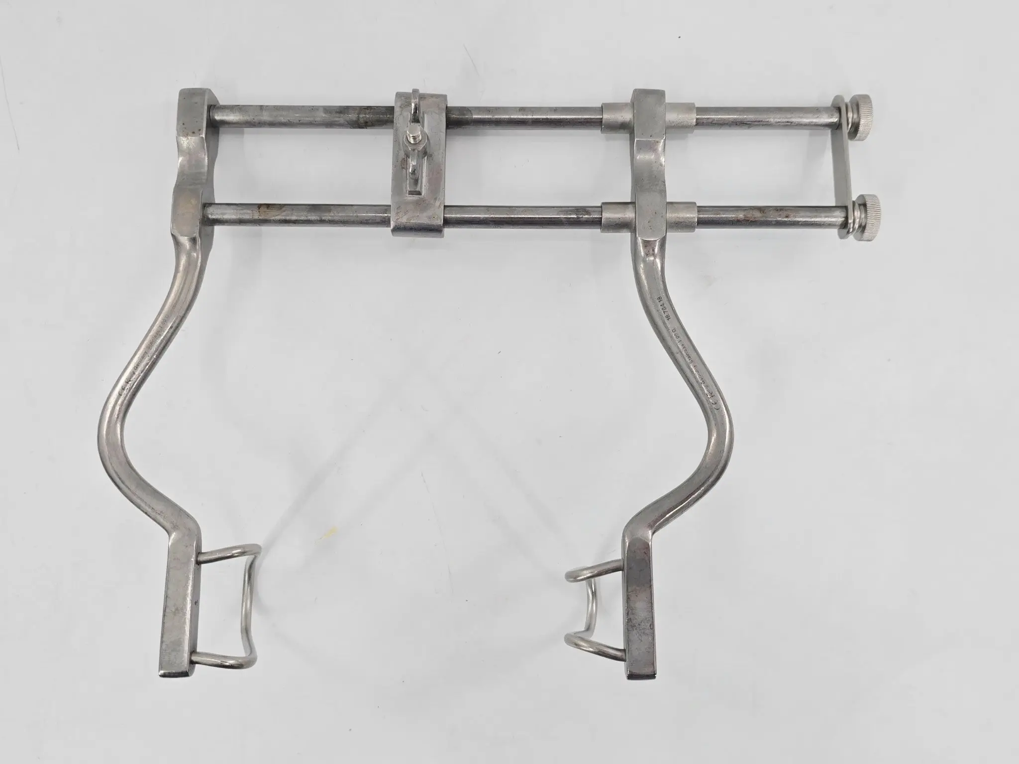 Medline Konig MDS1876418 Balfour Abdominal Retractor w/ 180mm Spread & Two Center Blades - Image 4