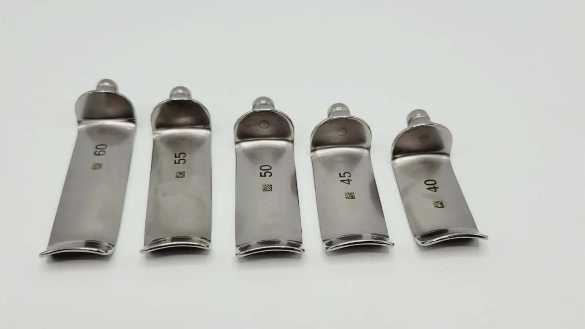 Koros 7310-10 V-Type Retractor Set w/ 5 Blunt Blades 40mm 50mm 55mm 60mm New - Image 3