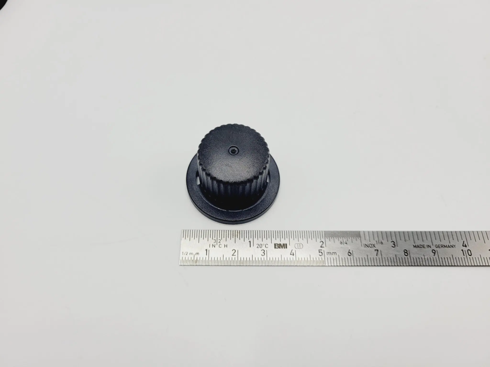 Leica 428328 Drive Knob Covers Lot of 4 for M690 Microscope 1-3/8" Dia. - Image 2