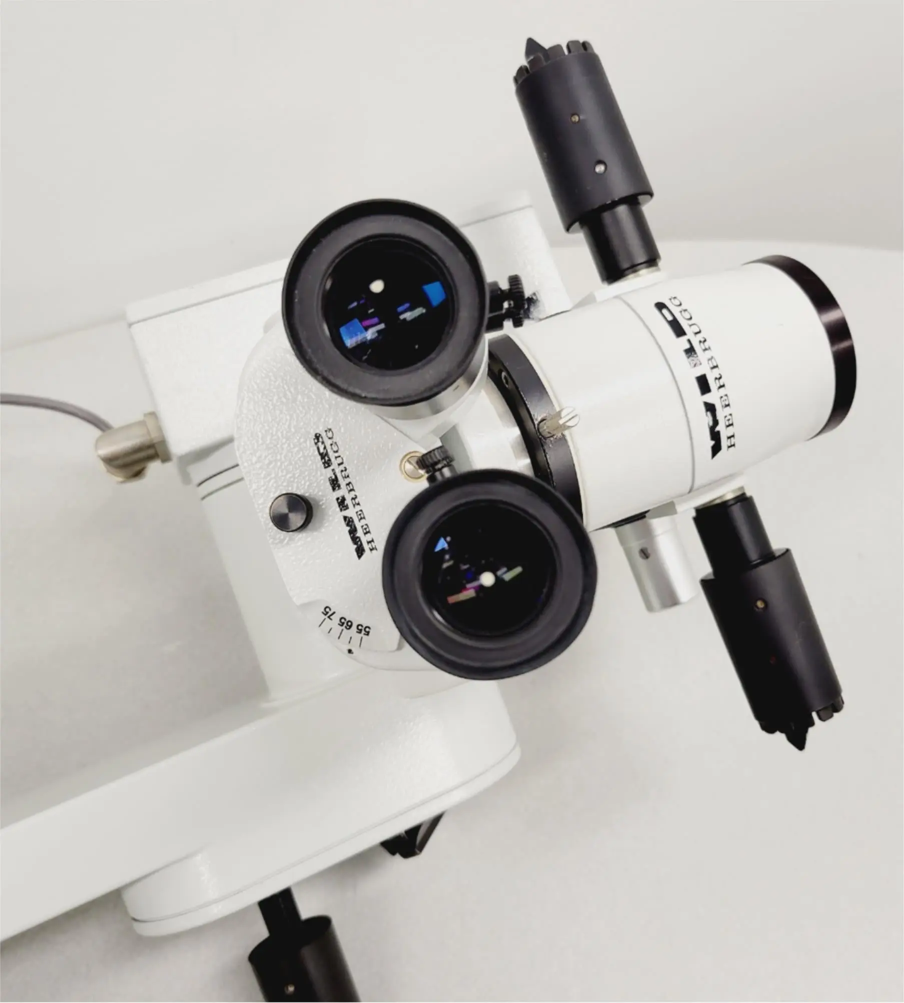 Leica M690 Dual Head Surgical Microscope Head and Oculars w/ 0/21 Eyepieces - Image 3