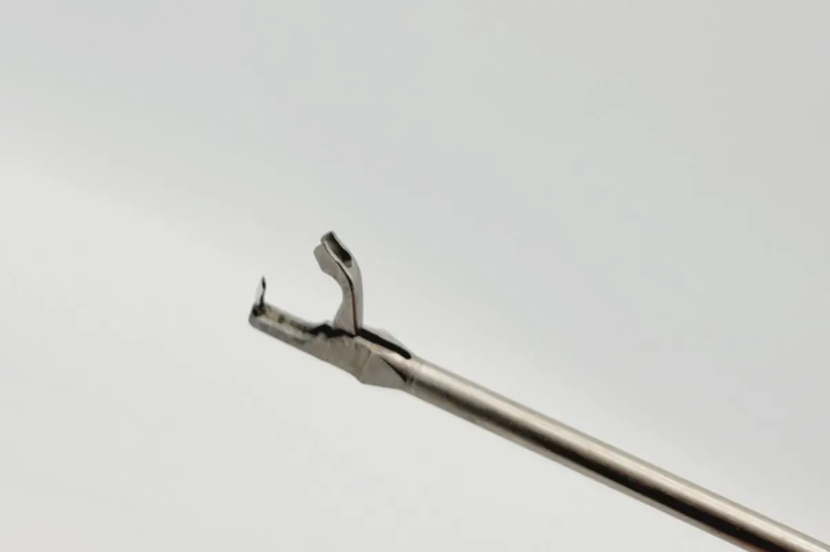 Linvatec 18.100125 Shutt Straight Slotted & Low Profile Punch Arthroscopy 9" - Image 2