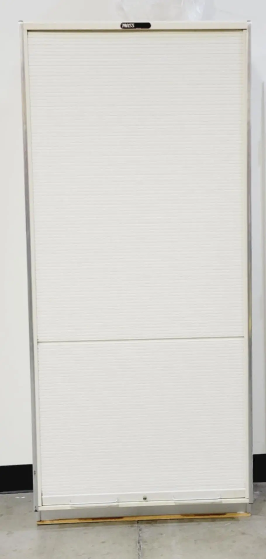 Mass Medical SAS-18M-RU Secure-A-Scope Storage Cabinet 41" x 13" x 95" - Image 2