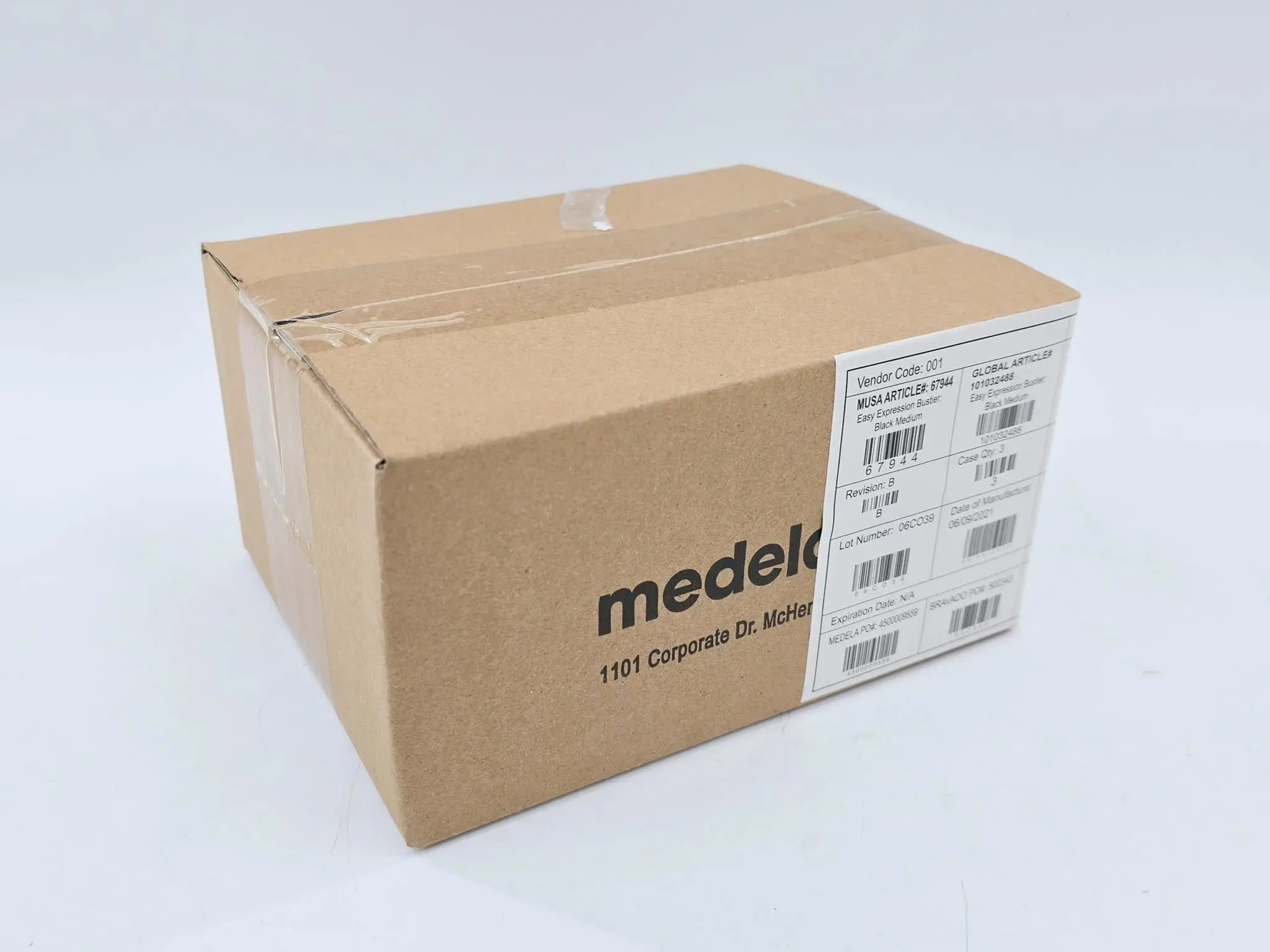 Medela 67944 Easy Expression Bustier Medium Black Case of 3 - Image 3