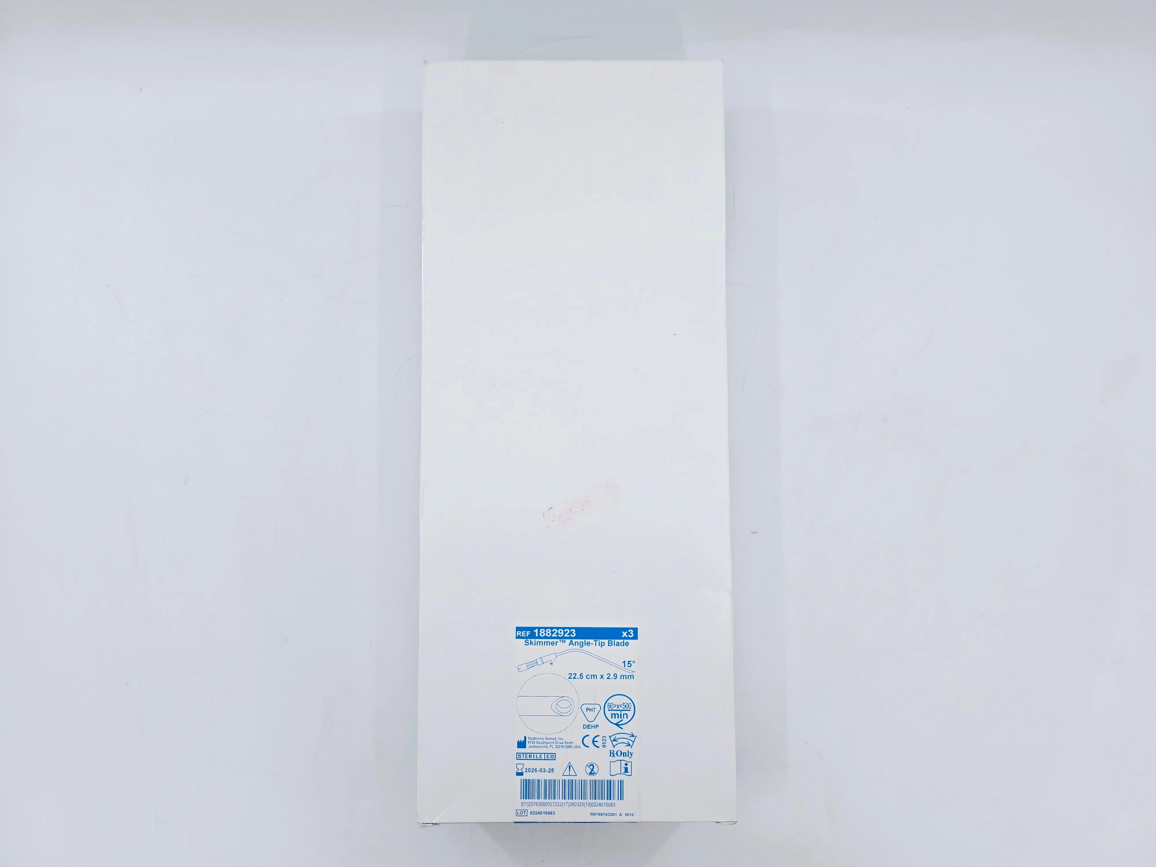 Medtronic 1882923 Skimmer Angle-Tip Blade 15 Deg. 22.5cm x 2.9mm Box of 3 - Image 3