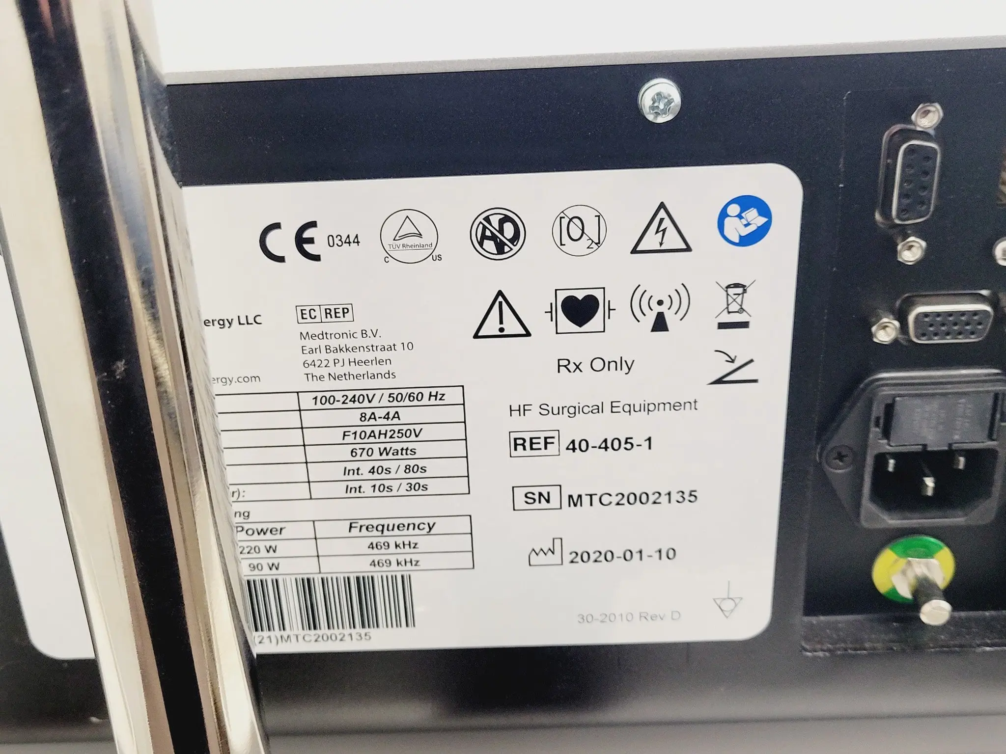 Medtronic 40-405-1 AEX Aquamantis Electrosurgical w/ Wireless Footswitch Ver 3.0 - Image 7