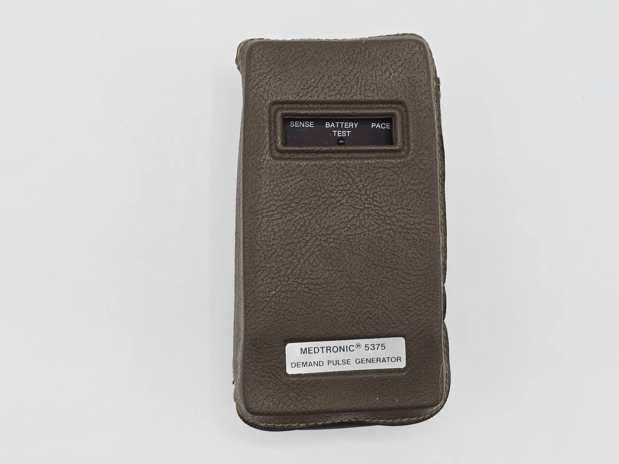Medtronic 5375 Demand Pulse Generator with Case - Image 3