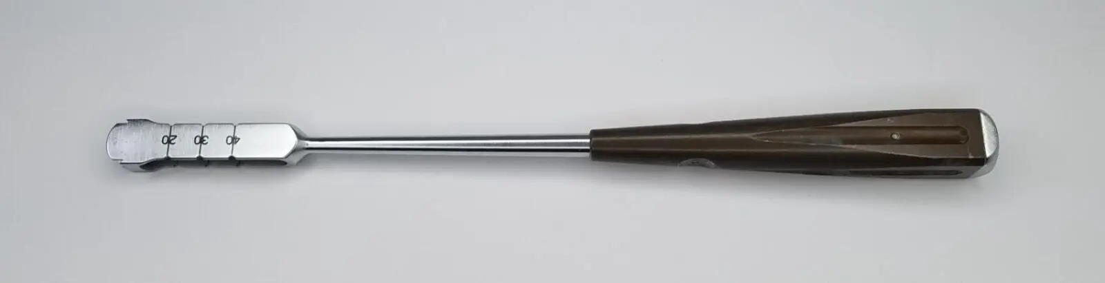 Medtronic 907-582 Orthopedic Size 14 Free Hand Chisel 11" - Image 2