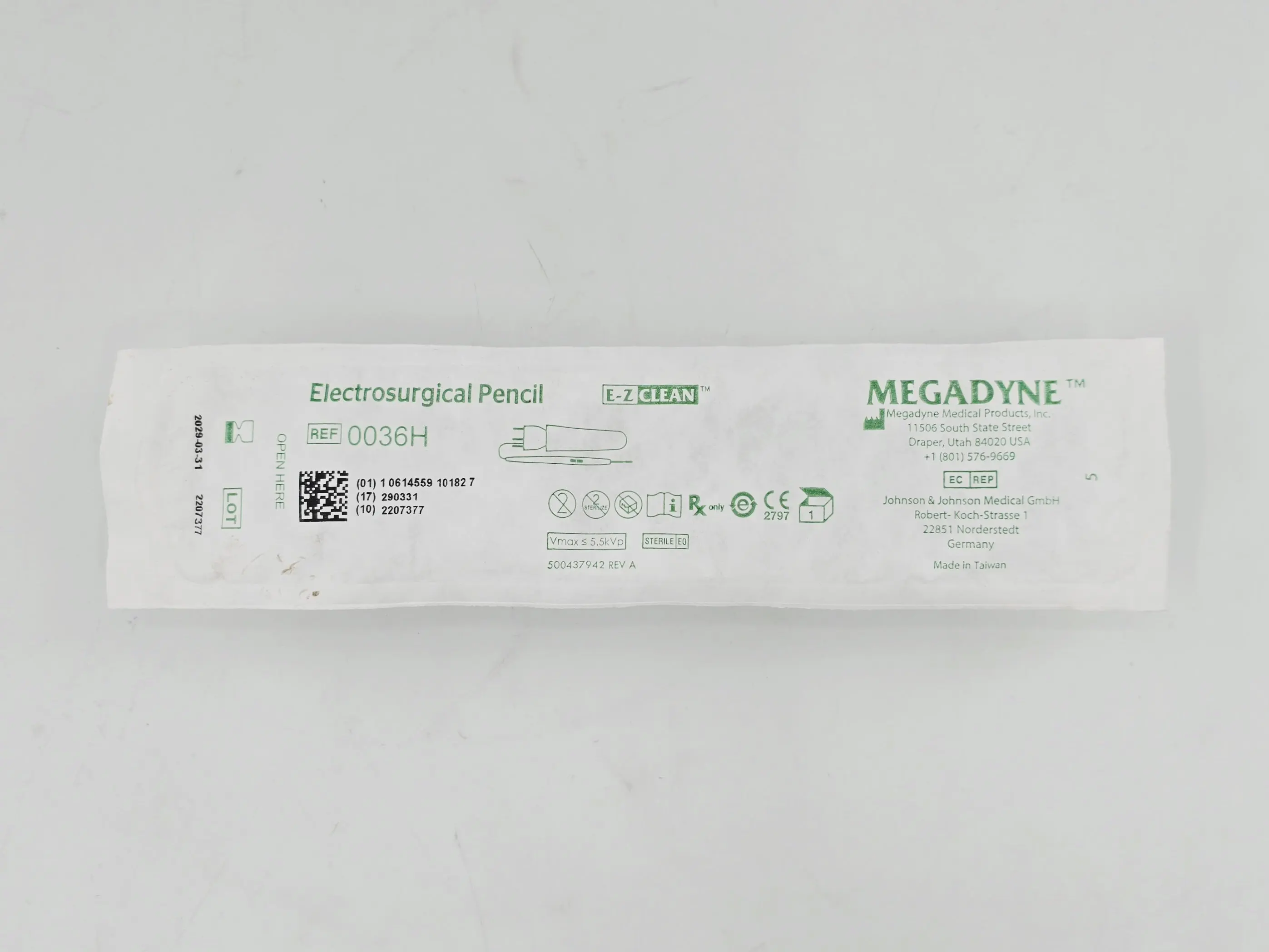 Megadyne 0036H Electrosurgical Pencil Rocker Switch E-Z Clean Coated Modified Blade Electrode w/ Holster 10' Cord 1/EA - Image 2