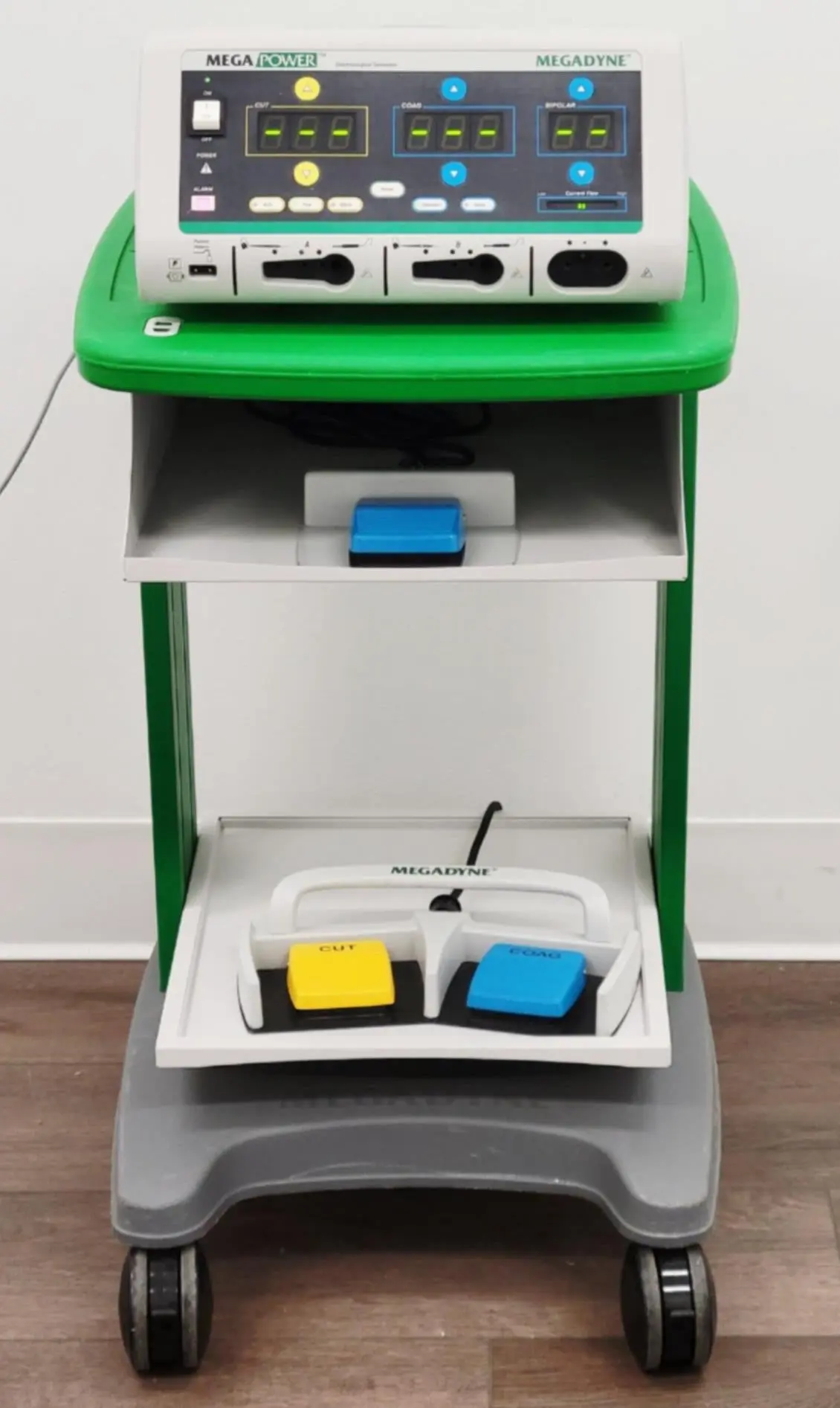 Megadyne Mega Power 1000 Electrosurgical w/ Footswitch & Rolling Stand - Image 3