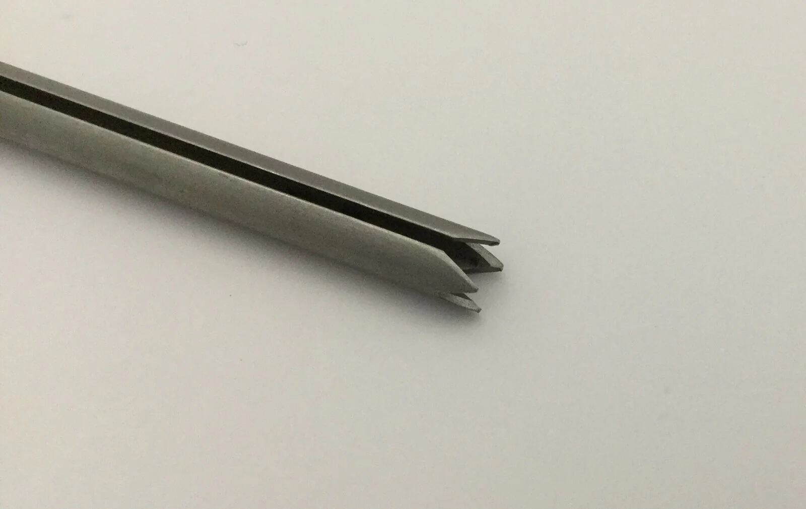 Mitek 213503 Drill Guide 2.4mm/2.9mm Orthopedic 8" - Image 3