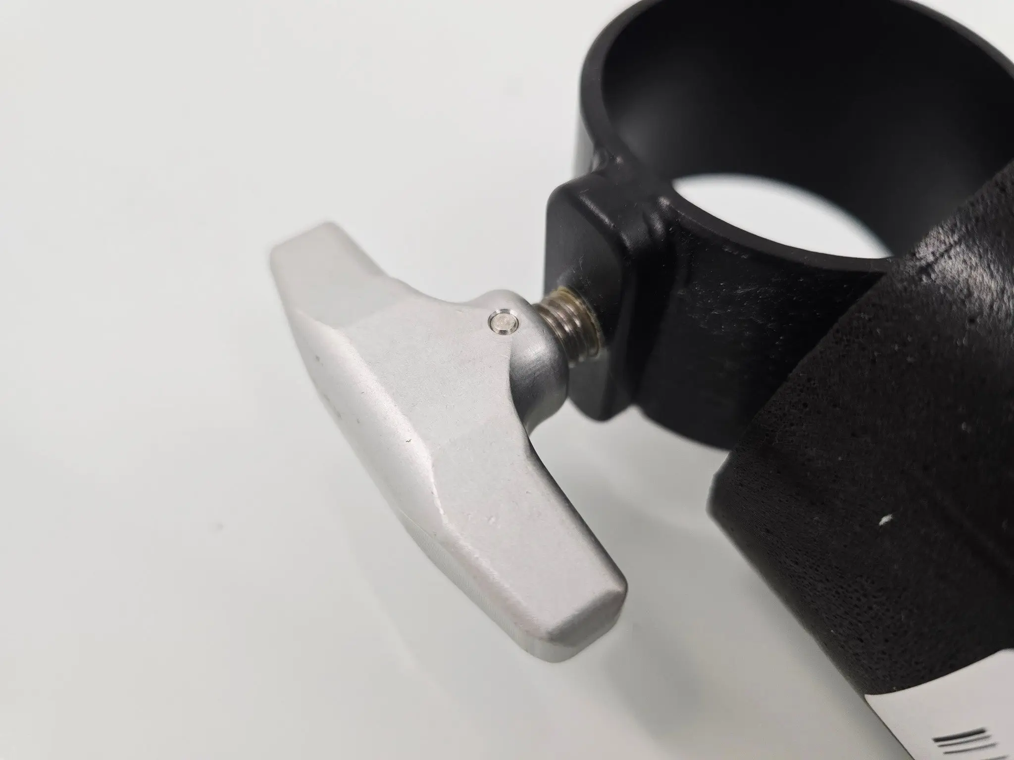 Mizuho OSI 5855-136 Tibia Support Upright Table Accessory - Image 4