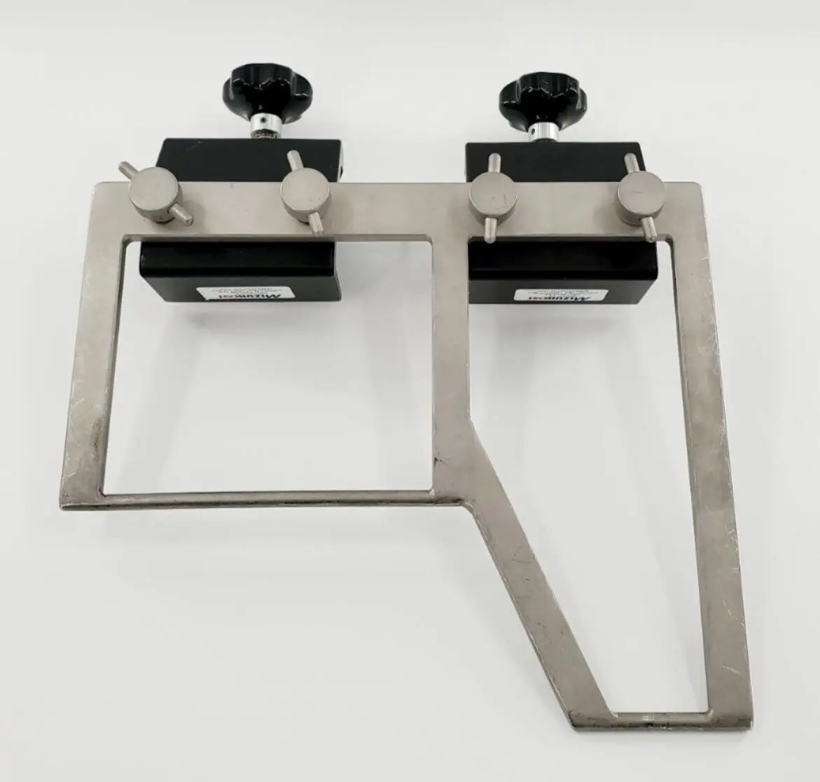 Mizuho OSI 6850 ProFx Table Clamps with Lateral Frame - Image 4