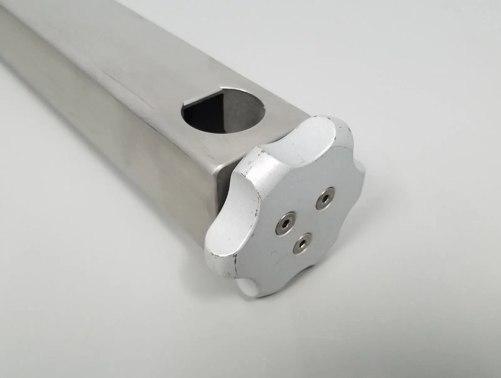 Mizuho OSI Orthopedic Trauma Post Hana Surgical Table Attachment - Image 5
