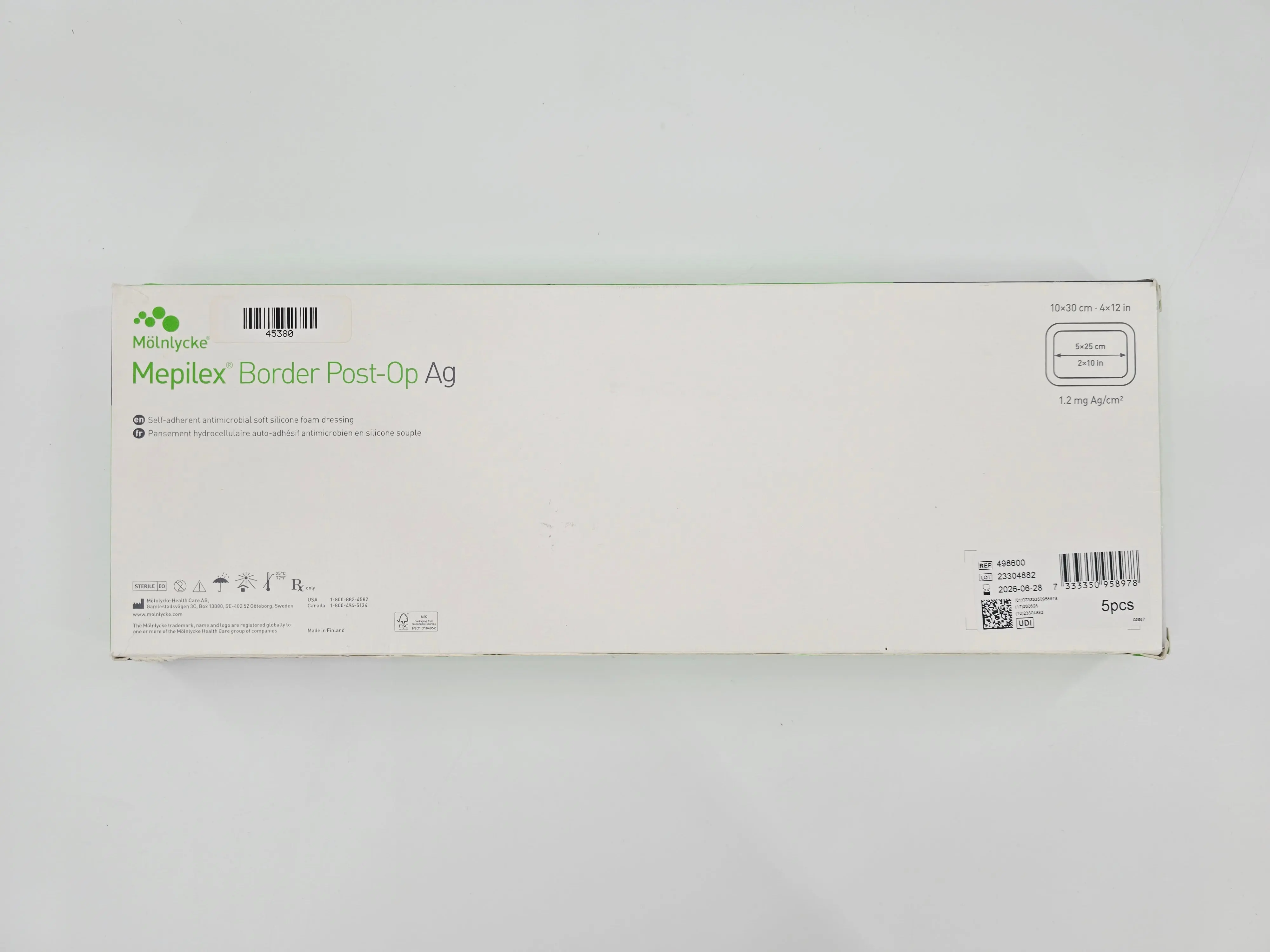 Molnlycke 498600 Mepilex Border Post-Op Ag 4" x 12" Self-Adherent Microbial Soft Silicone Foam Dressing BX/5 - Image 3