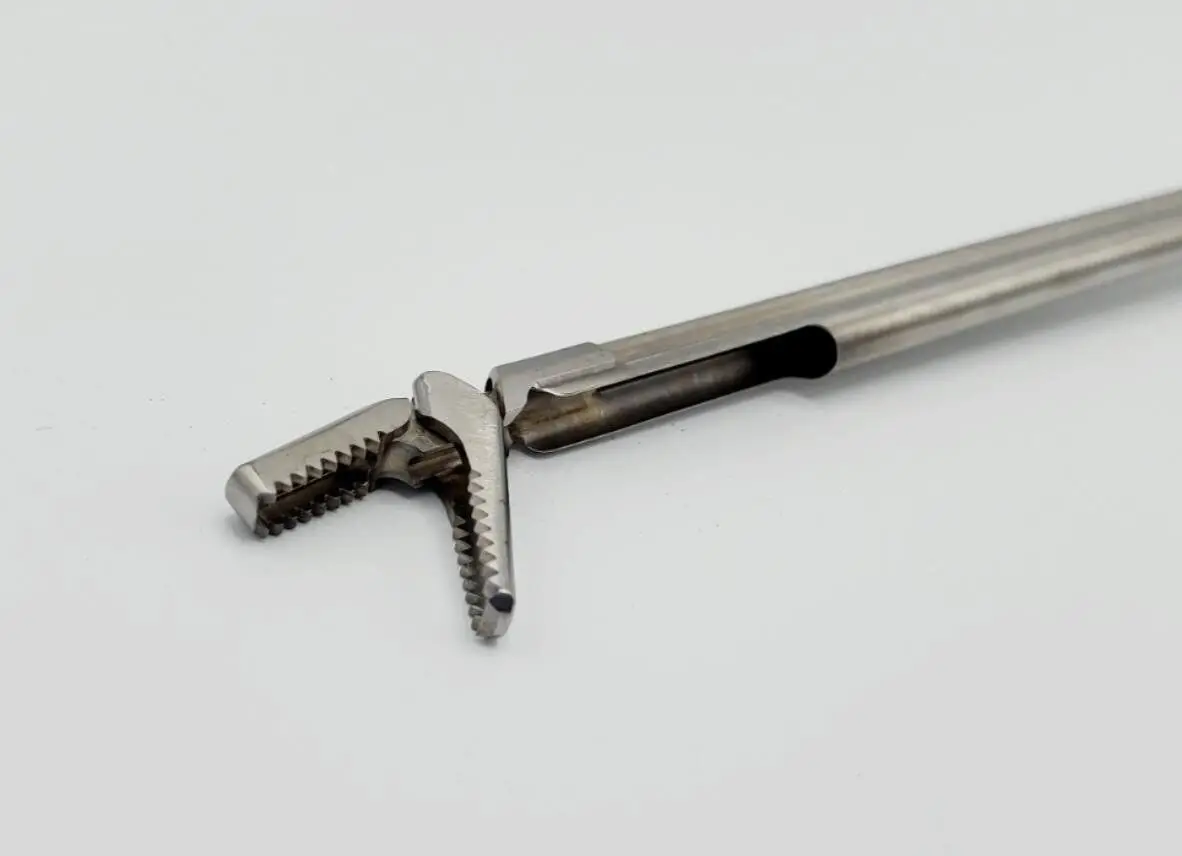 Olympus A20718A Optical Grasping Fenestrated 25.5cm Forceps 13-1/2" - Image 4
