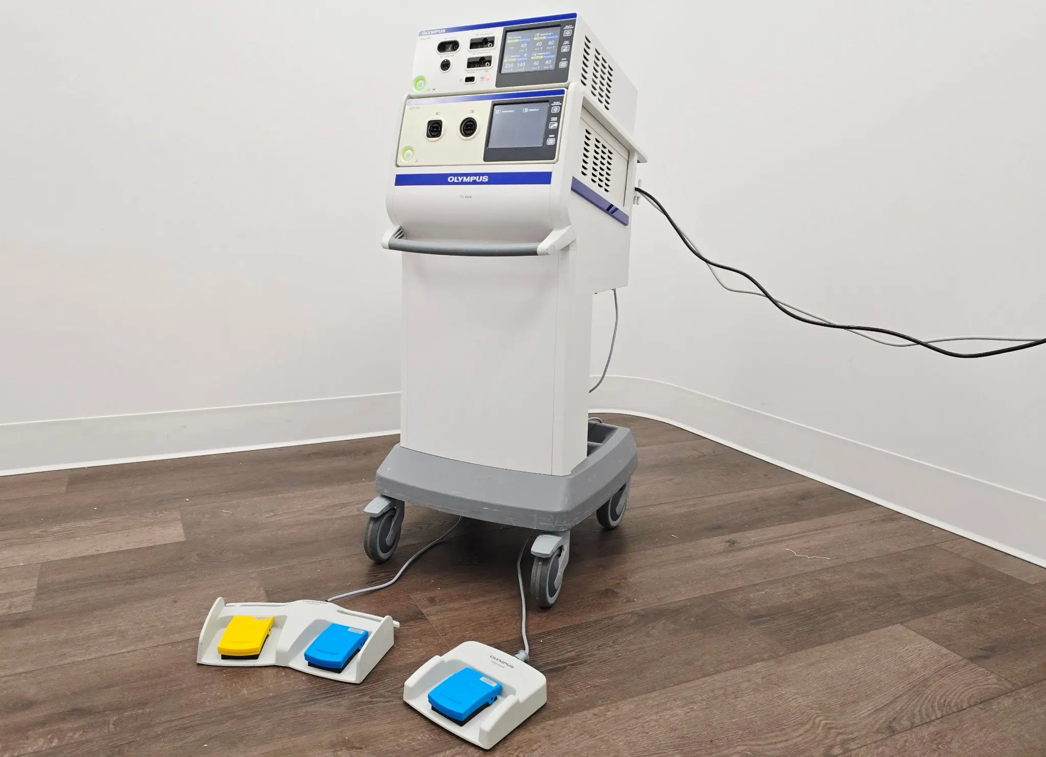 Olympus EPF-1 Surgical Tissue Management System w/ Energy Cart & Footswitches - Image 4
