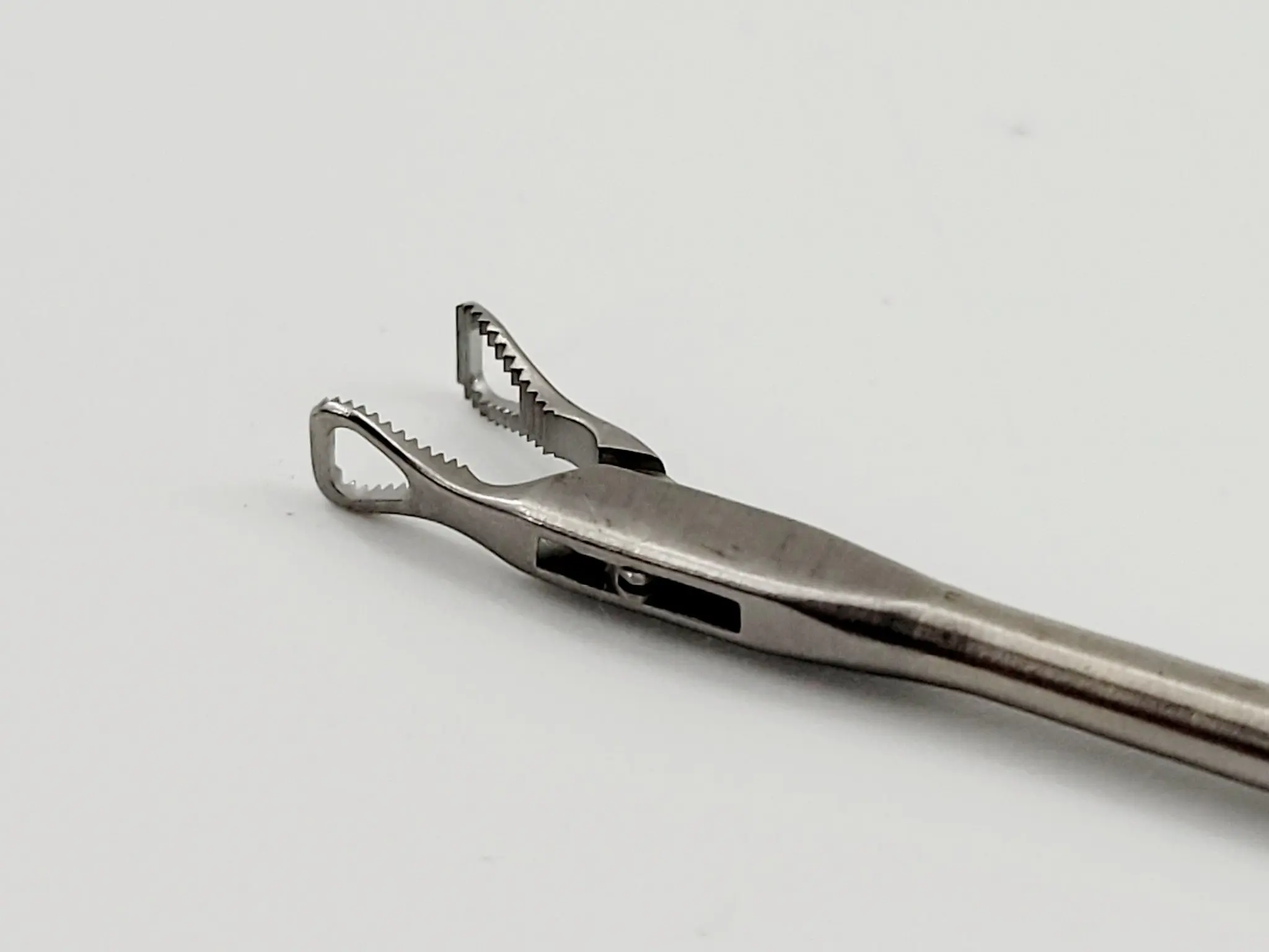 Olympus WT632058 Laryngeal Forceps Straight Serrated Triangular Jaws 12-1/4" - Image 3