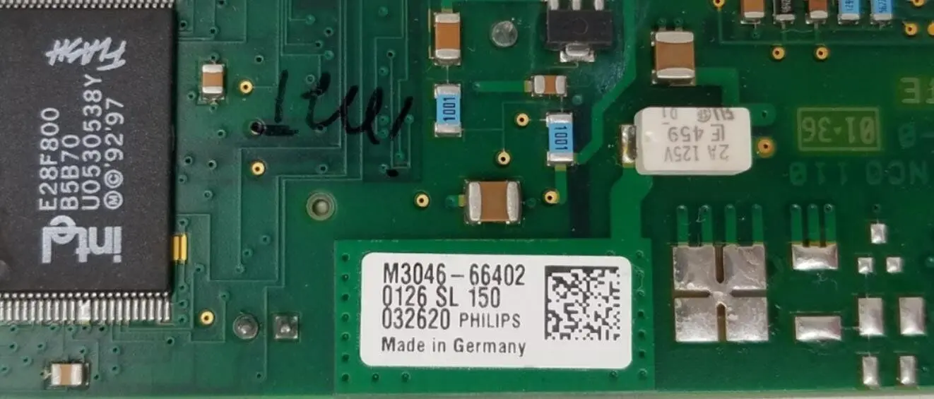 Philips M3046-66402 Patient Monitor Circuit Board - Image 4