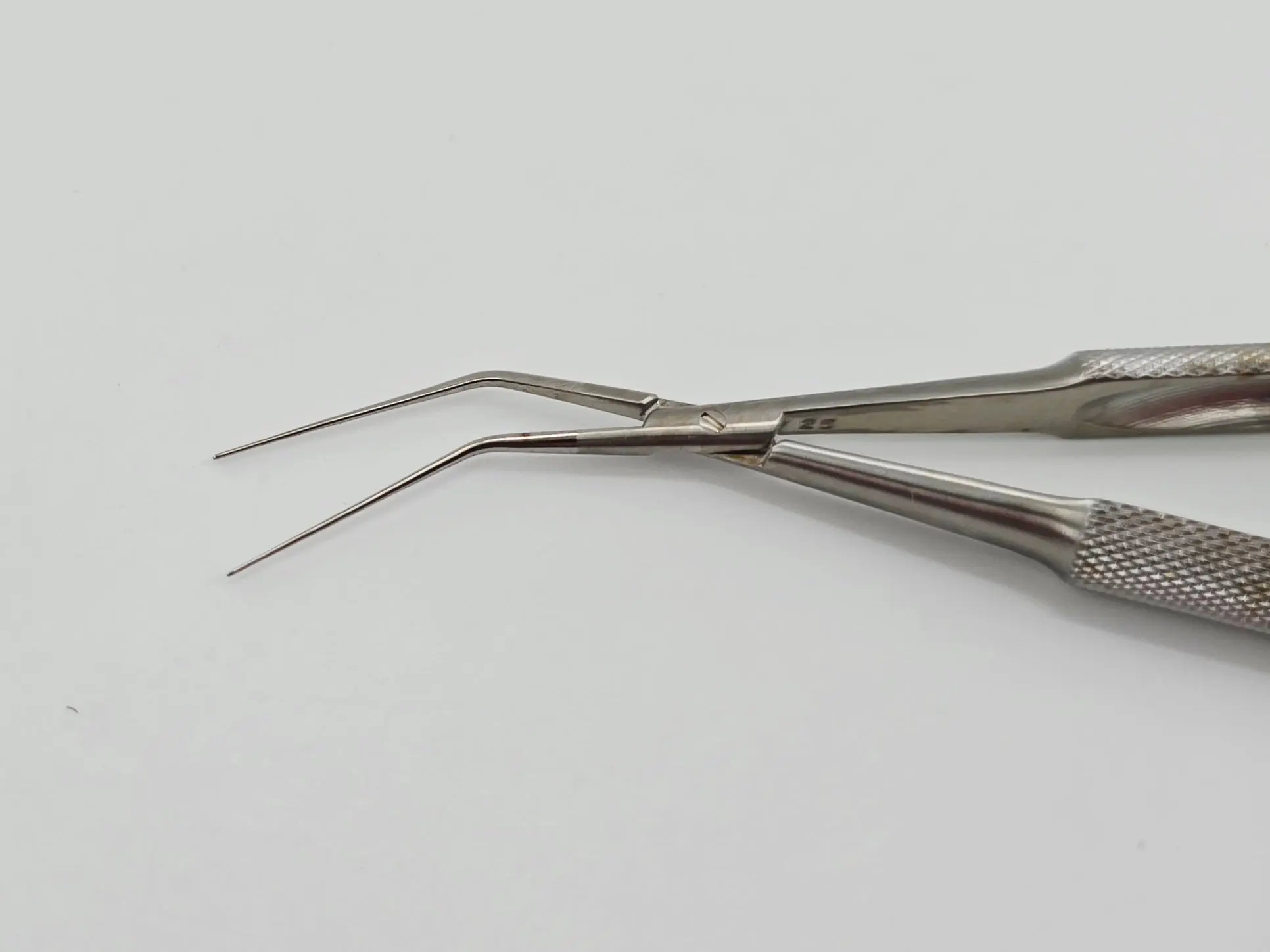 Rhein 08-01352 Vukich Collamer & ICL Cartridge Loading Forceps Cross-Action 5" - Image 4