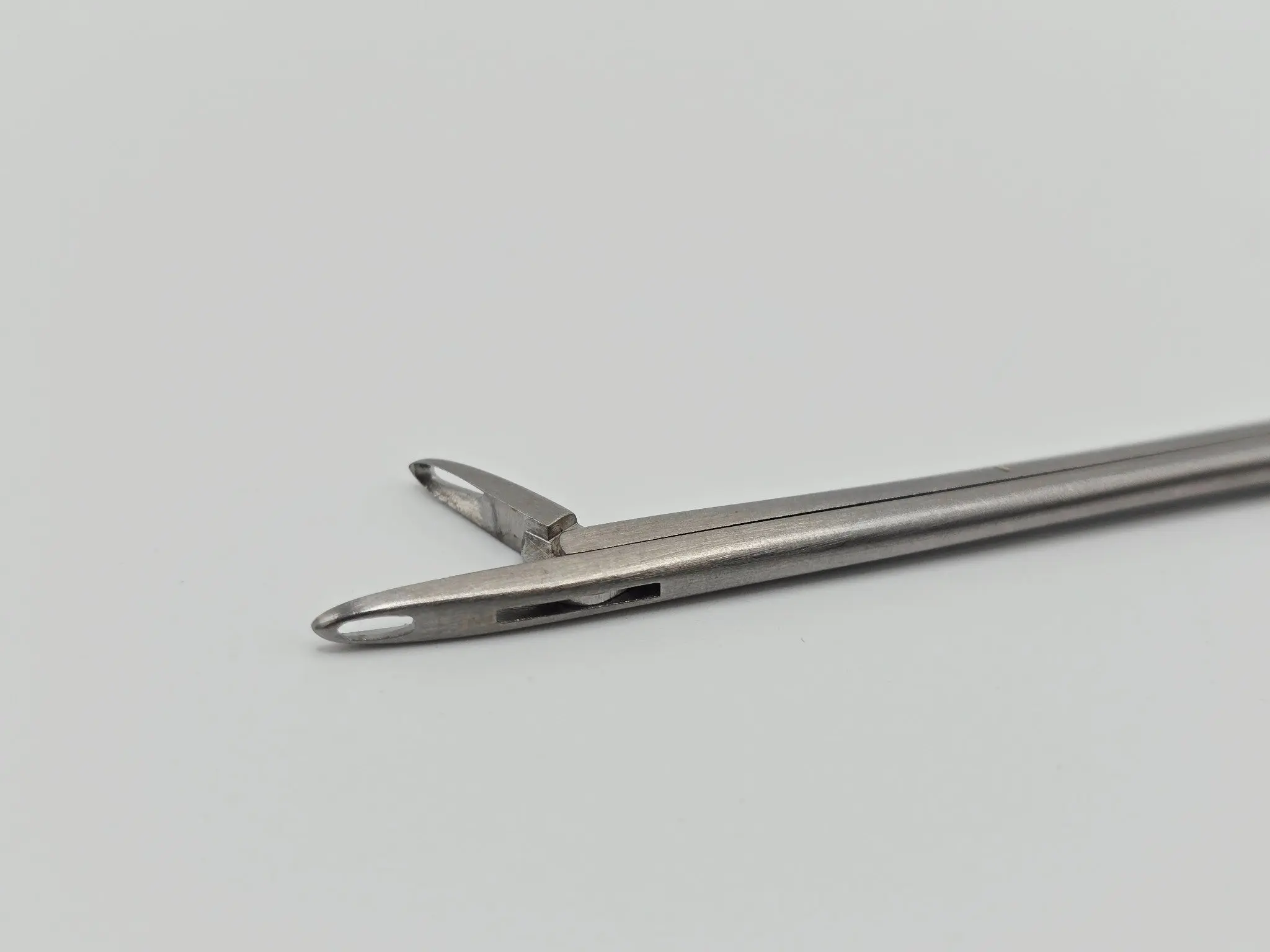 Richard Wolf 8211.09 Nasal Forceps 103mm X2.5mm Jaw Straight Sheath Straight - Image 2
