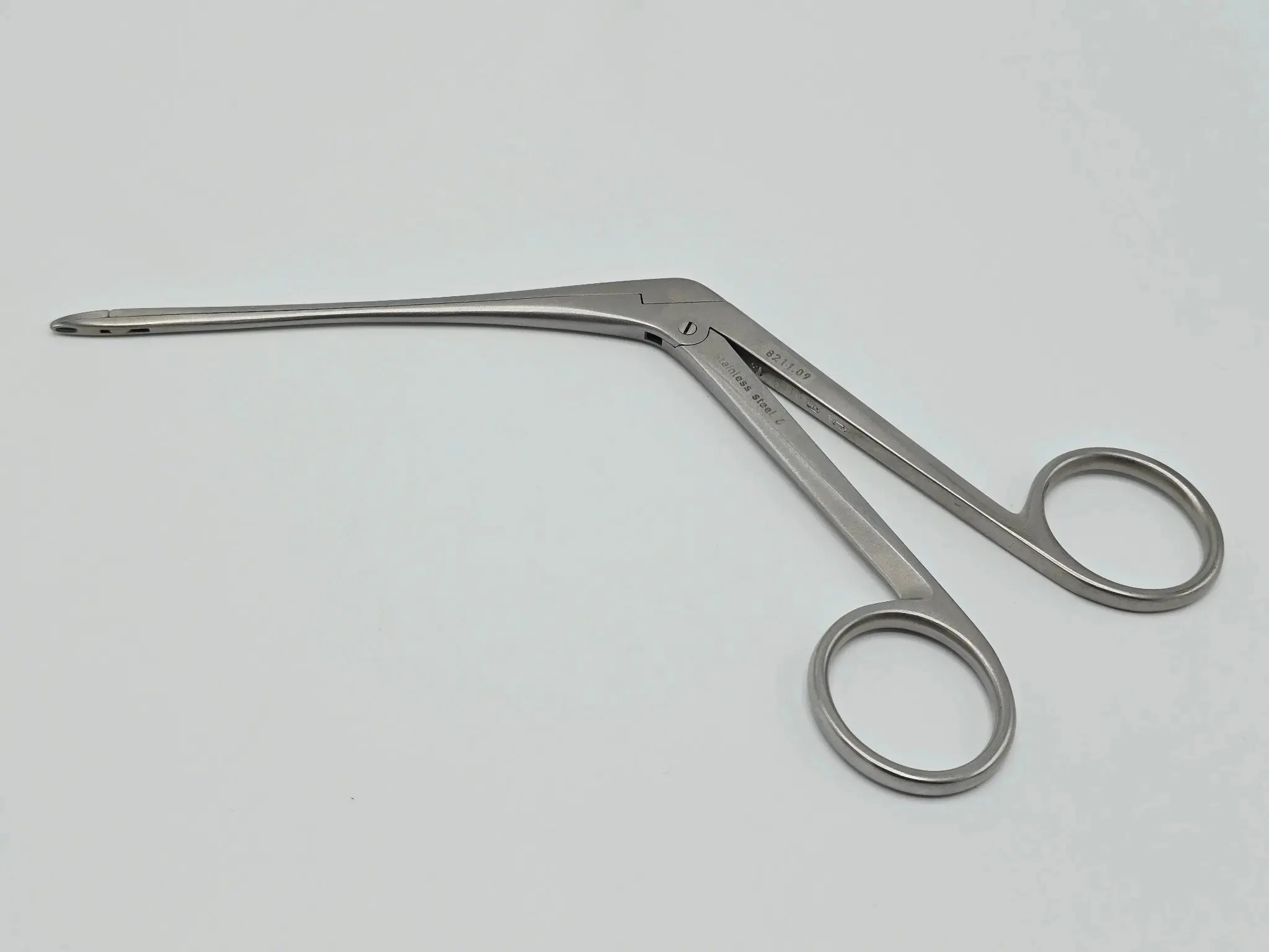 Richard Wolf 8211.09 Nasal Forceps 103mm X2.5mm Jaw Straight Sheath Straight - Image 4