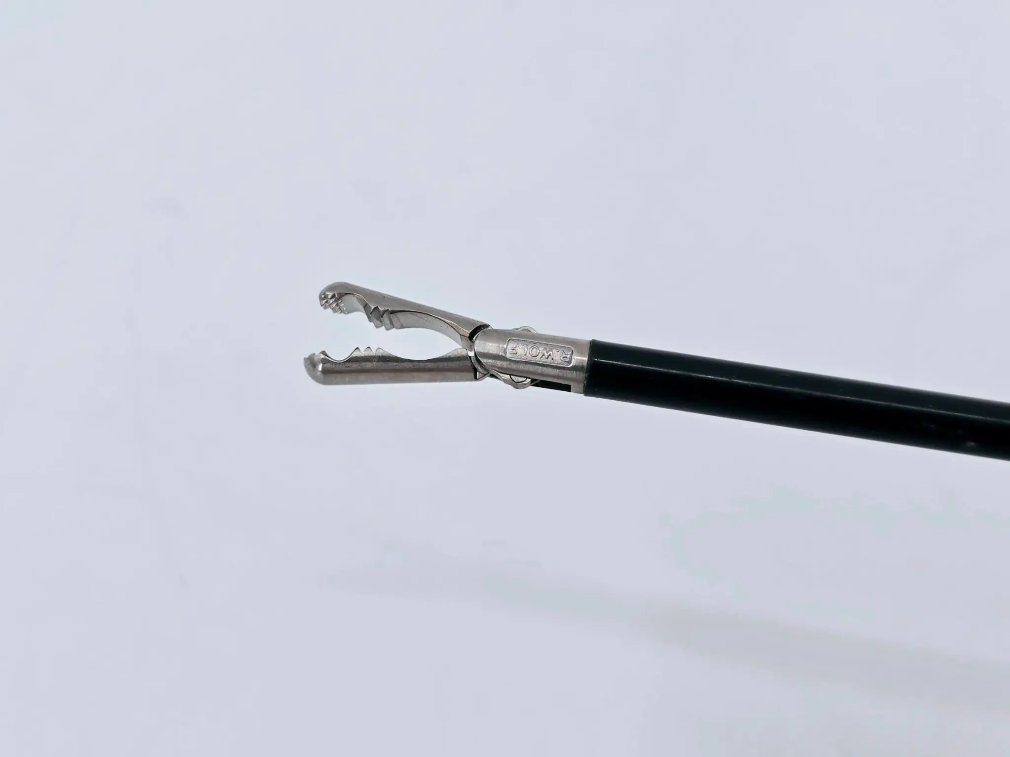 Richard Wolf 8393.911 5mm Laparoscopic Grasper & Shaft w/ 8393.0004 18-1/2" - Image 4