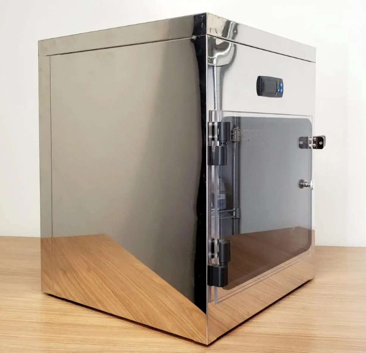 Sirchie FSD100 Forensic Swab Dryer 110V AC with 5 New Exhaust Filters - Image 4