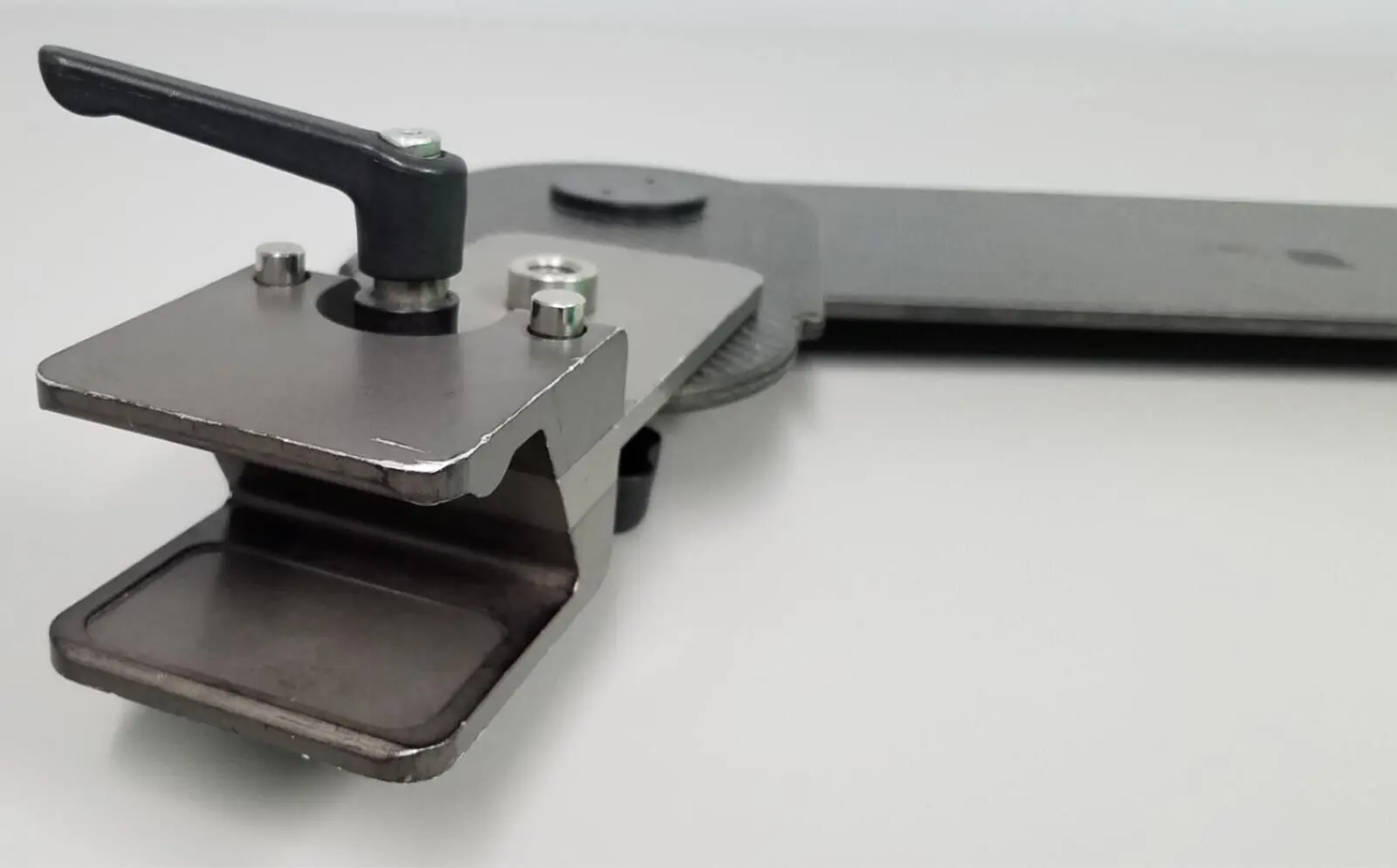 Skytron 3000 Pivoting Carbon Fiber Arm Boards 31x6" Set of 2 for Surgical Table - Image 4