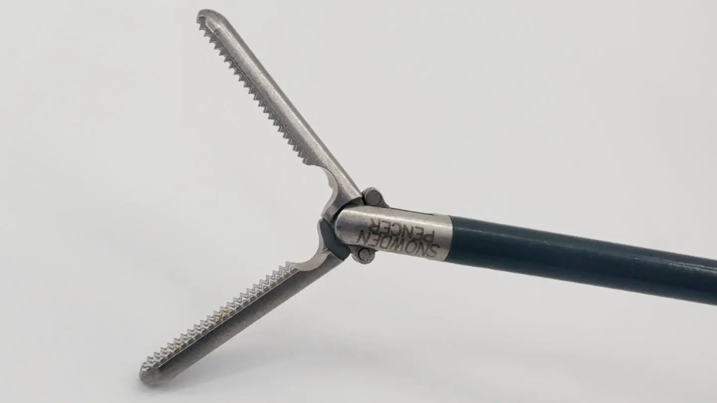 Snowden-Pencer 90-5018 DeBakey Diamond-Line Clamp 15-1/4" - Image 3