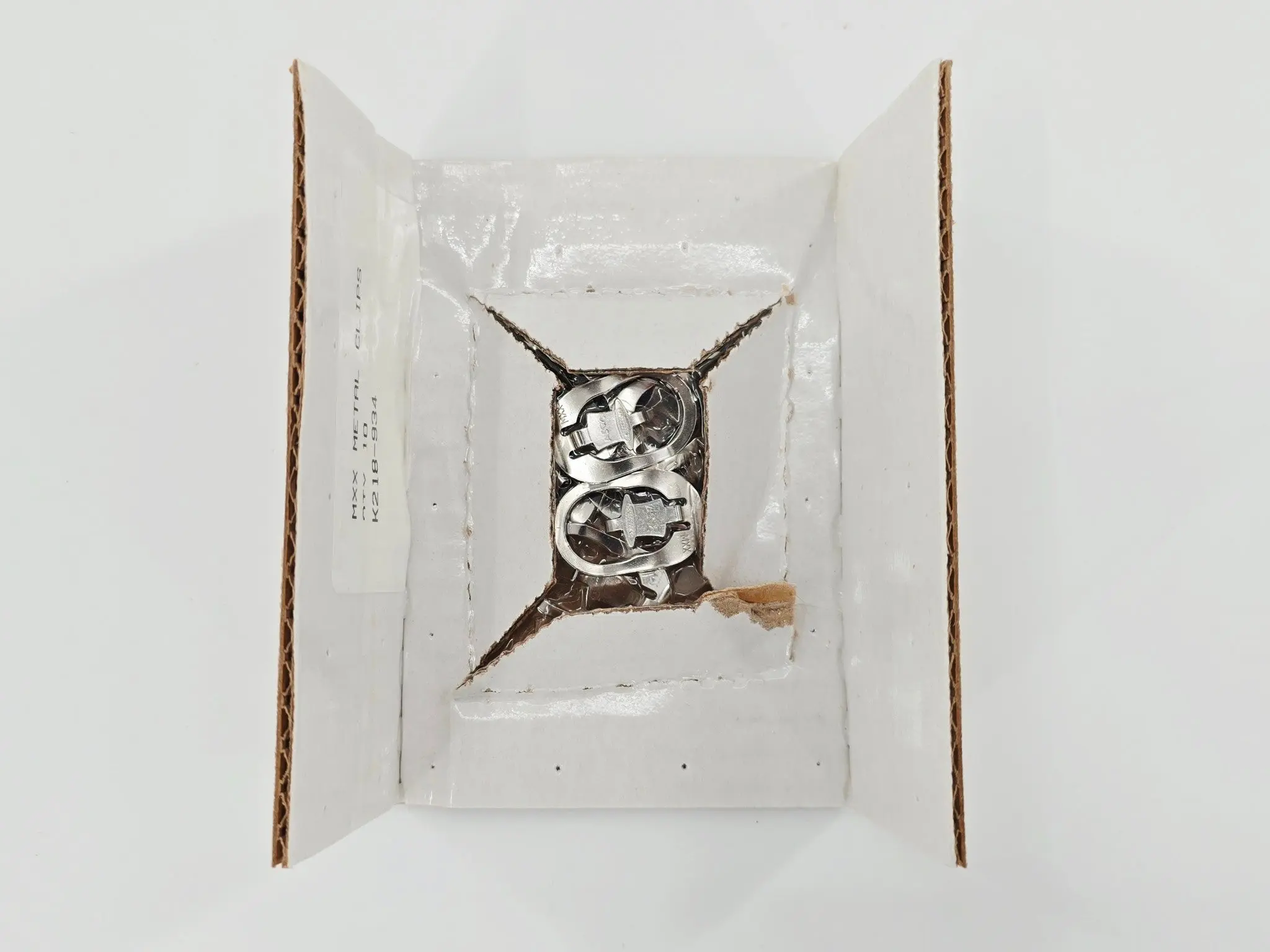 Steris P764333627 Retaining Clip Pack of 10 - Image 2