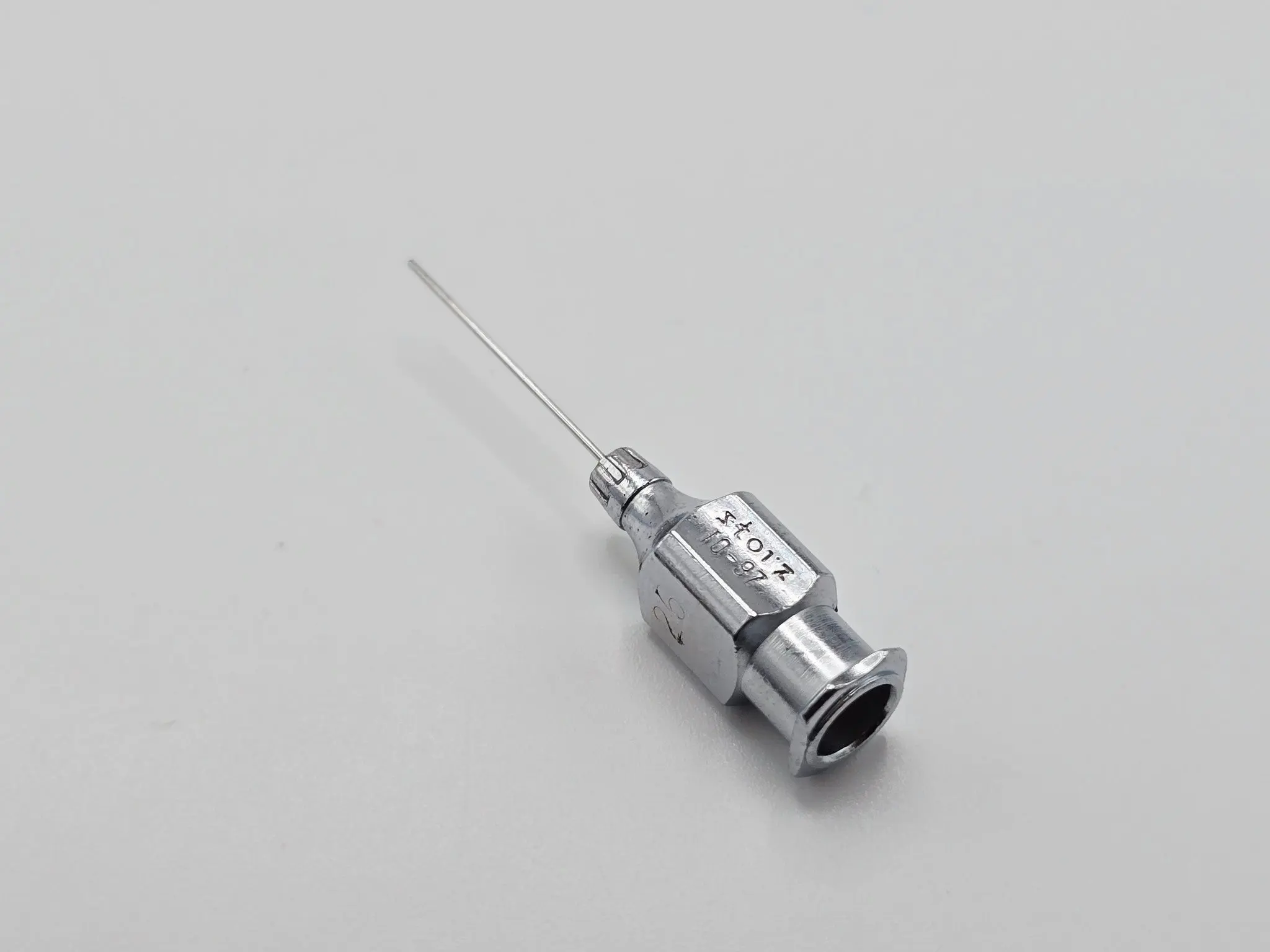 Storz 10-97 Ophthalmic Surgical Instrument 26 Gauge Eye Cannula in Case - Image 4