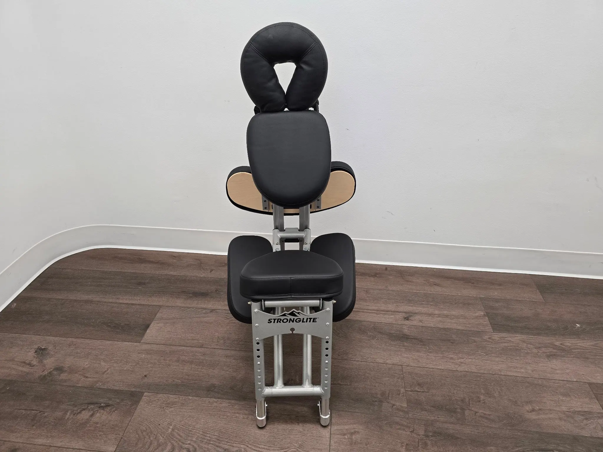 Stronglite Portable Massage Chair Foldable Black w/ Carry Case - Image 11