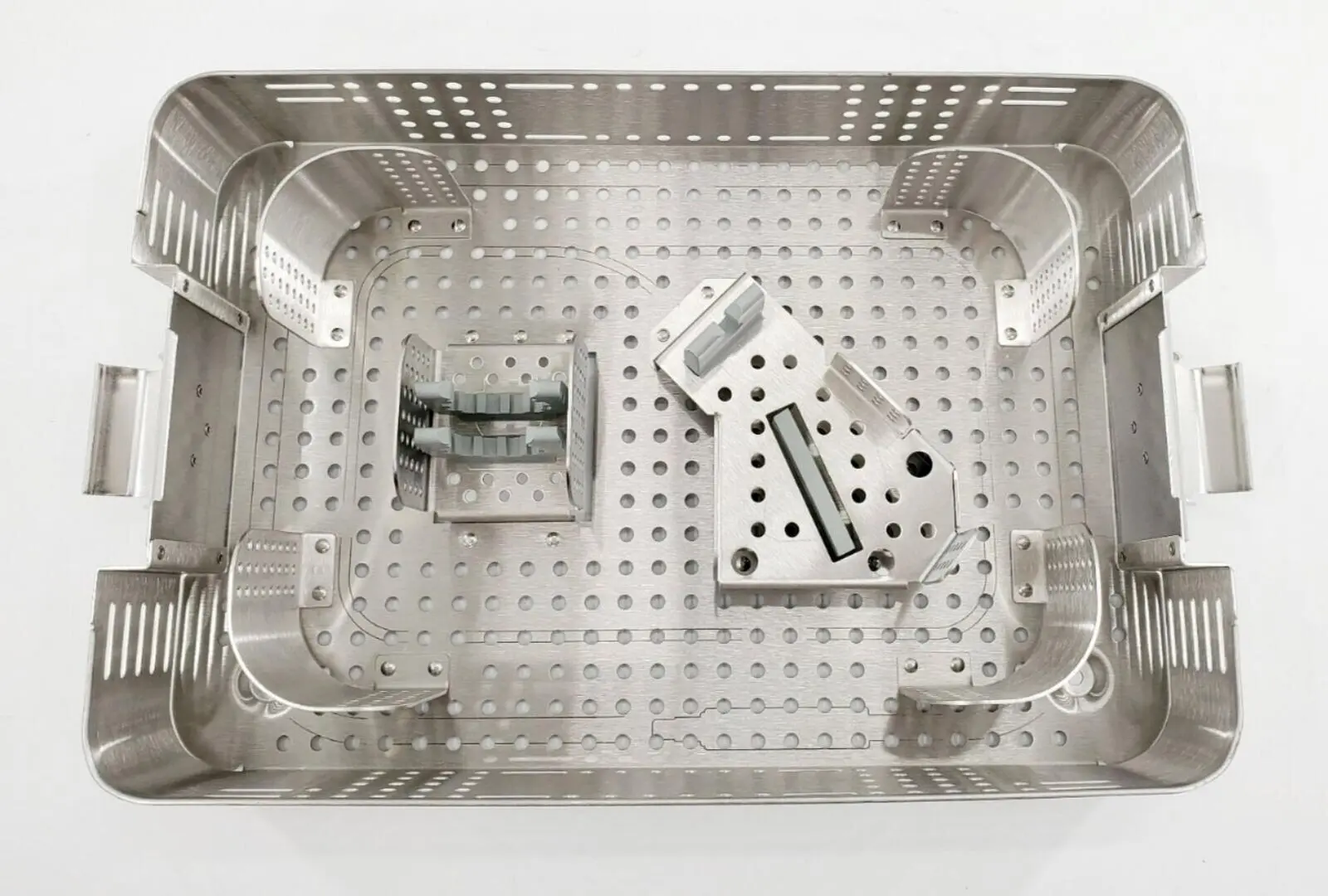 Stryker 0233-410-002 Camera Sterilization Tray 15-1/4" x 10-1/4" x 3" - Image 4