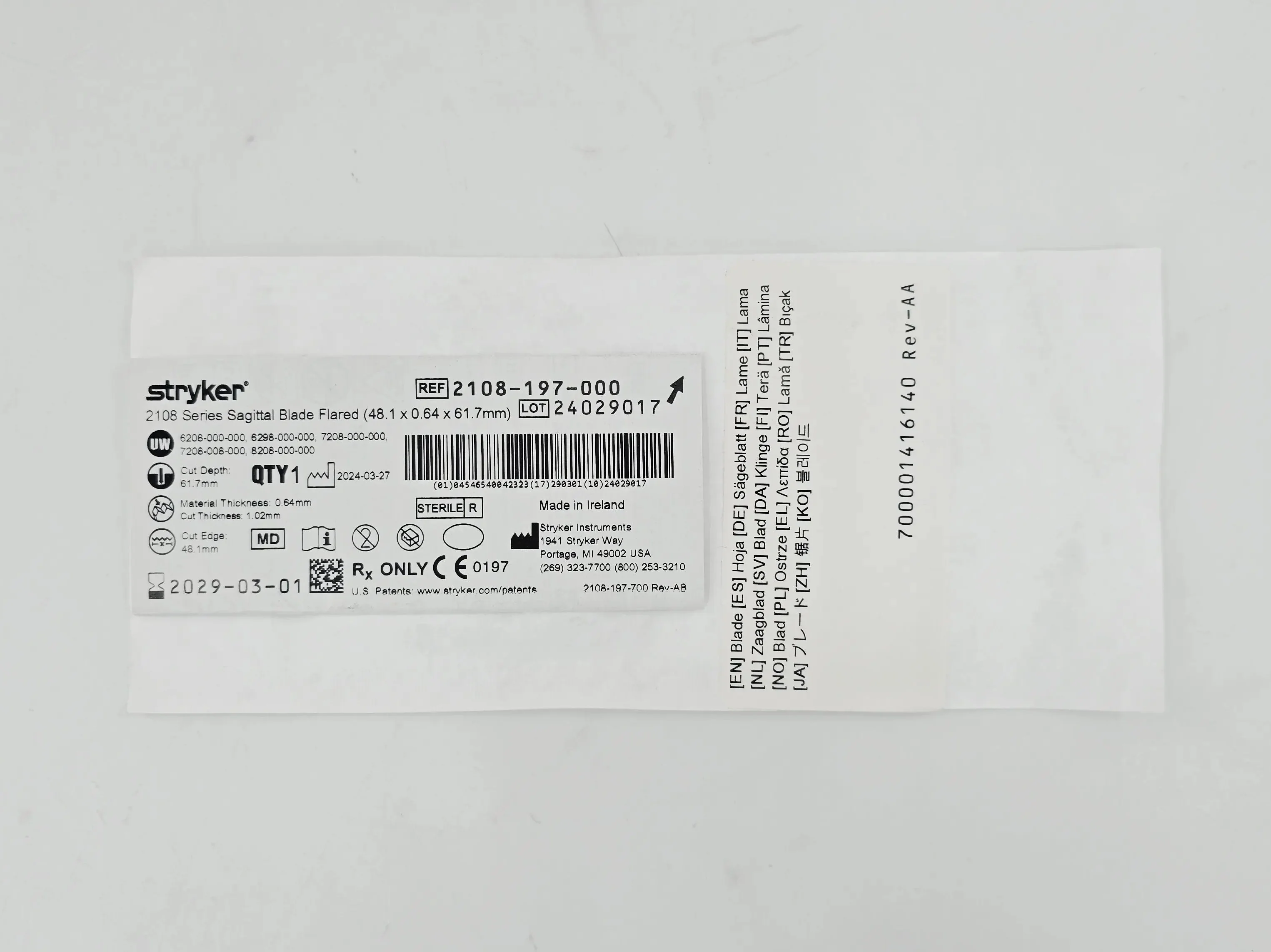 Stryker 2108-197-000 2108 Series Sagittal Saw Blade Wide Flare (48.1 x 0.64 x 61.7mm) 1/EA - Image 2
