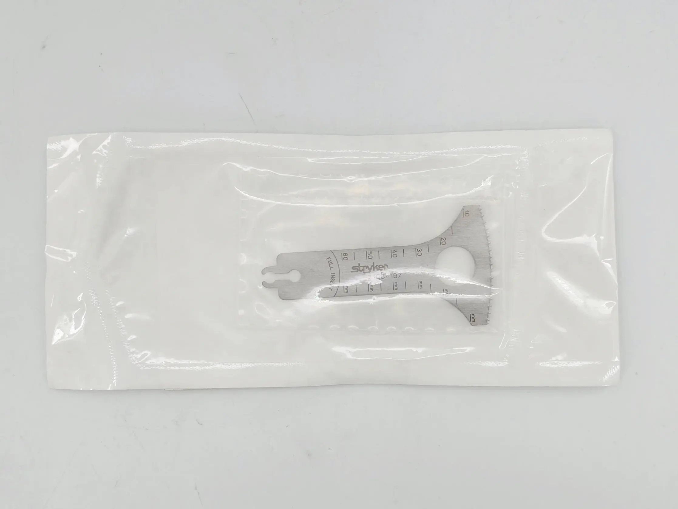 Stryker 2108-197-000 2108 Series Sagittal Saw Blade Wide Flare (48.1 x 0.64 x 61.7mm) 1/EA - Image 3