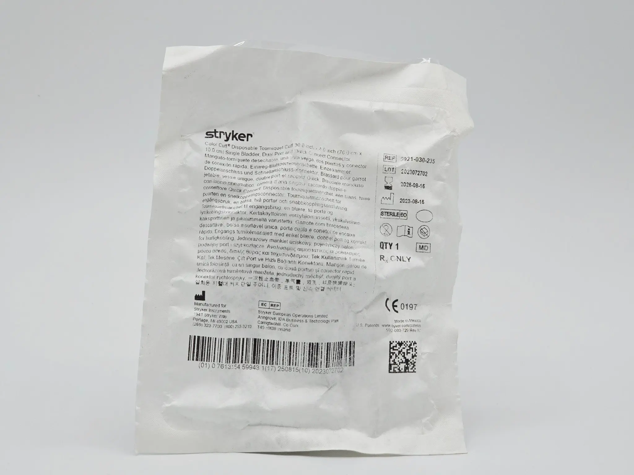 Stryker 5921-030-235 Disposable Tourniquet Cuff 30" x 4.0" Single Use BX 10 - Image 2