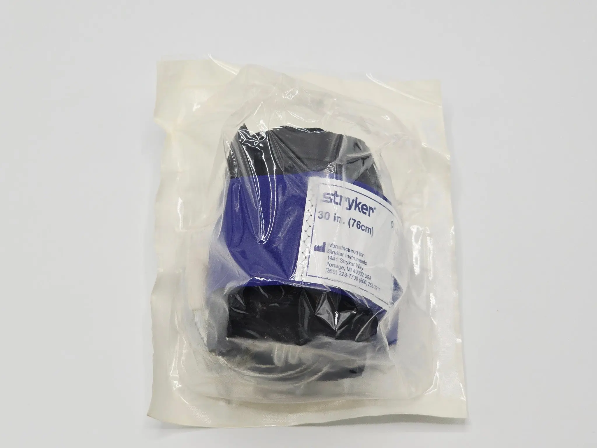 Stryker 5921-030-235 Disposable Tourniquet Cuff 30" x 4.0" Single Use BX 10 - Image 3