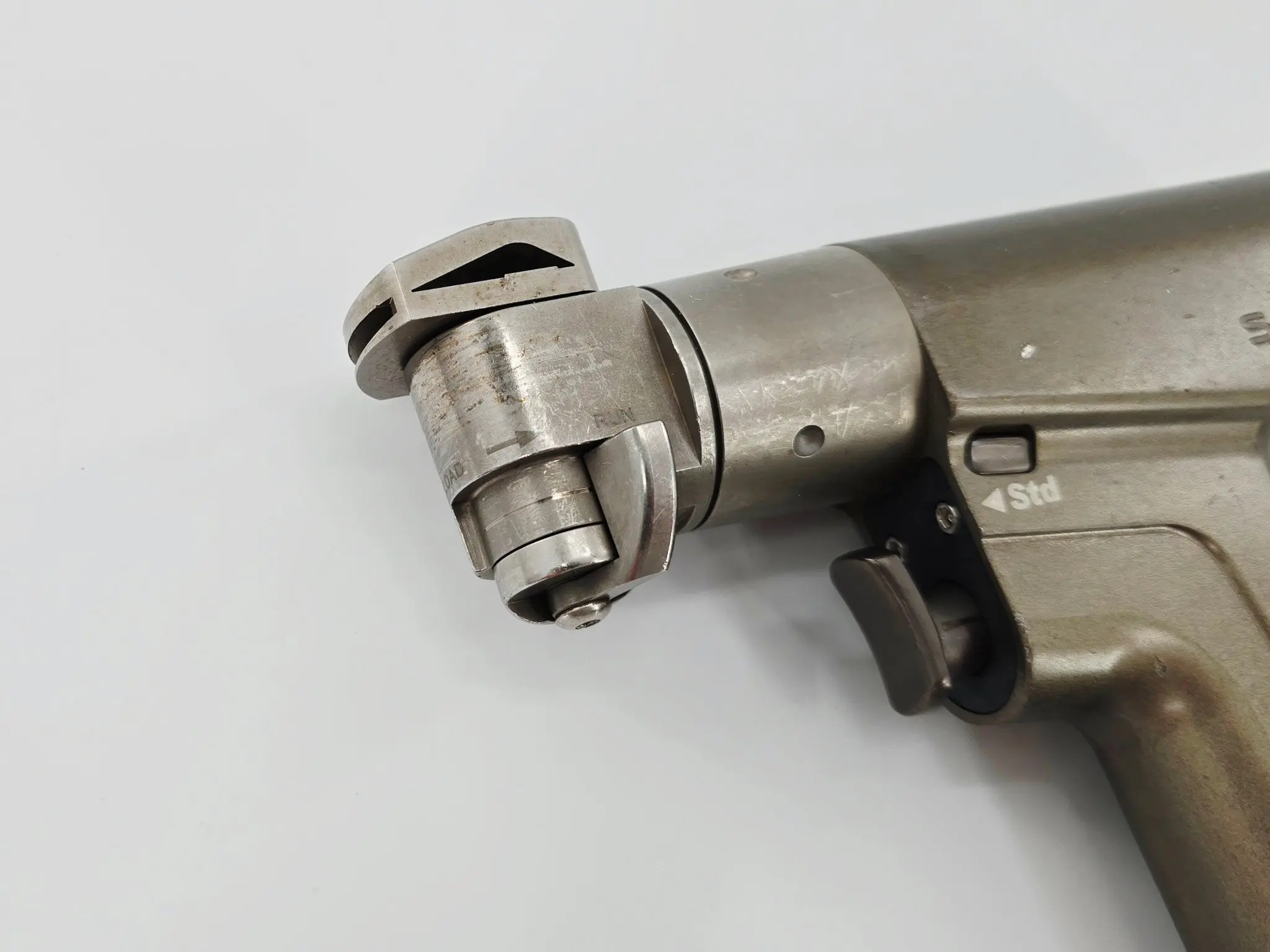 Stryker 6208 System 6 Sagittal Saw Two Speed Handpiece 6-3/4" - Image 3