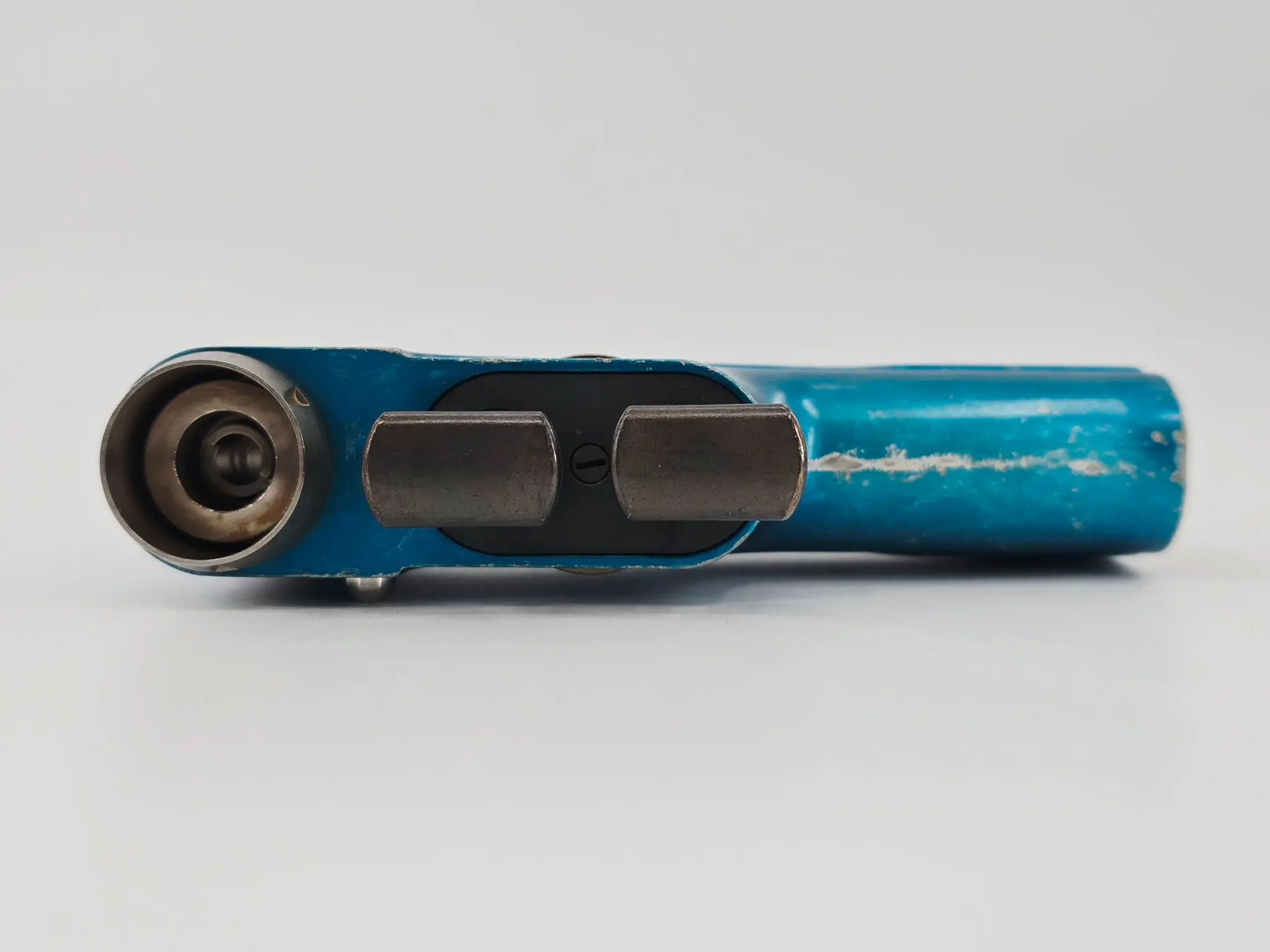 Stryker 6400-099-000 RemB Electric Universal Driver Handpiece 5-1/2" - Image 4