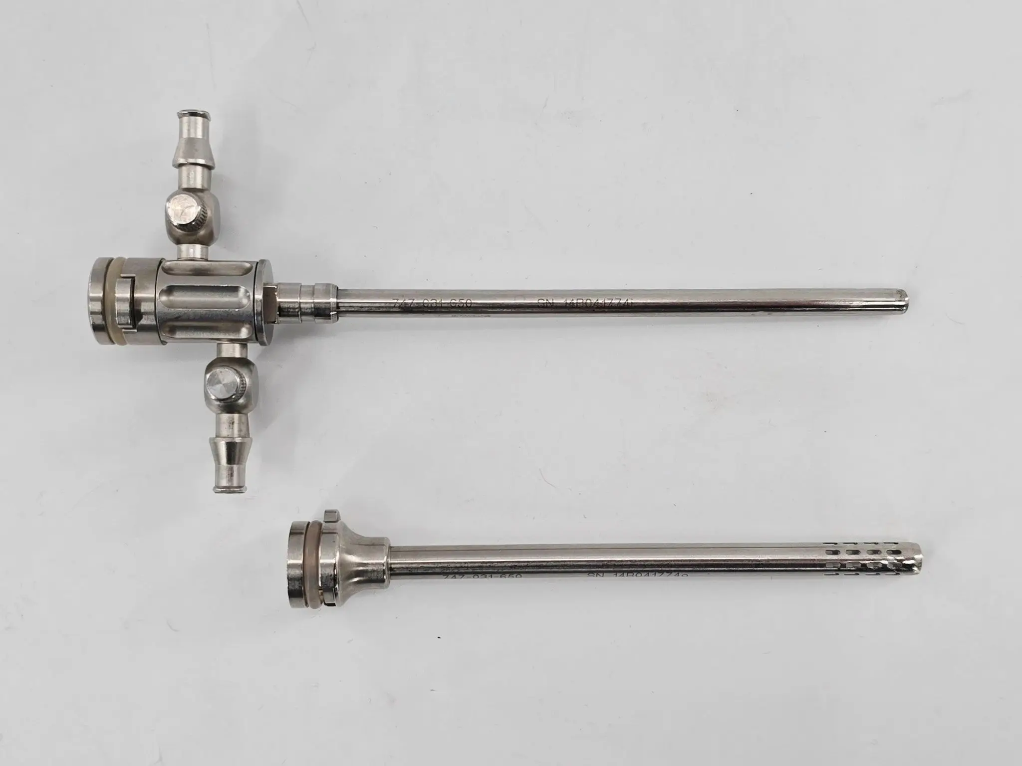 Stryker 747-031-650 6.5mm Inflow/Outflow Inner Cannula & Outer Sheath 6-1/4" - Image 2