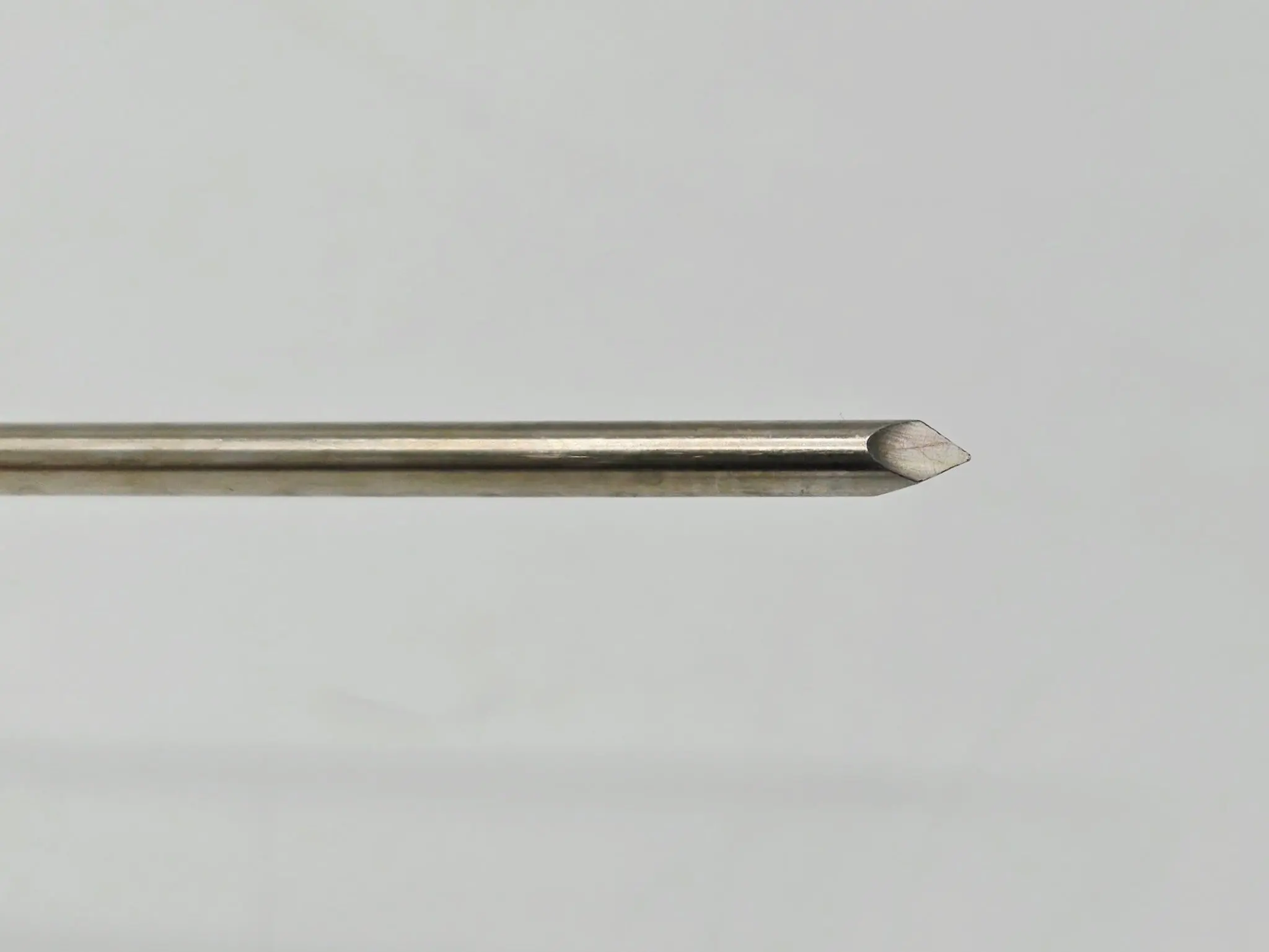 Stryker Cannula 0377-829-530 4.6mm Cannula Dual Stopcocks w/ 0377-829-502 Sharp Trocar - Image 5